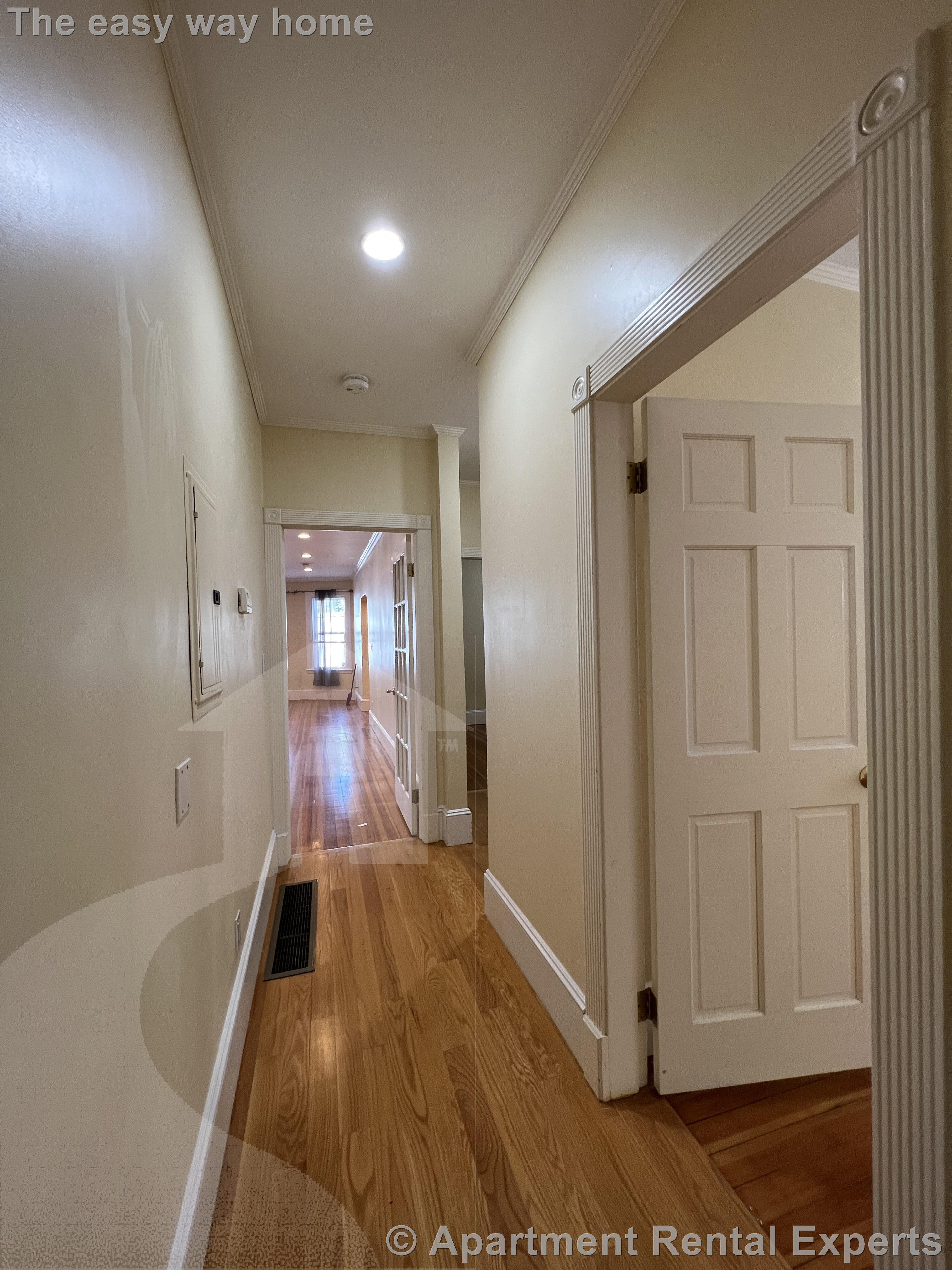 52 Maple Ave, Mid Cambridge