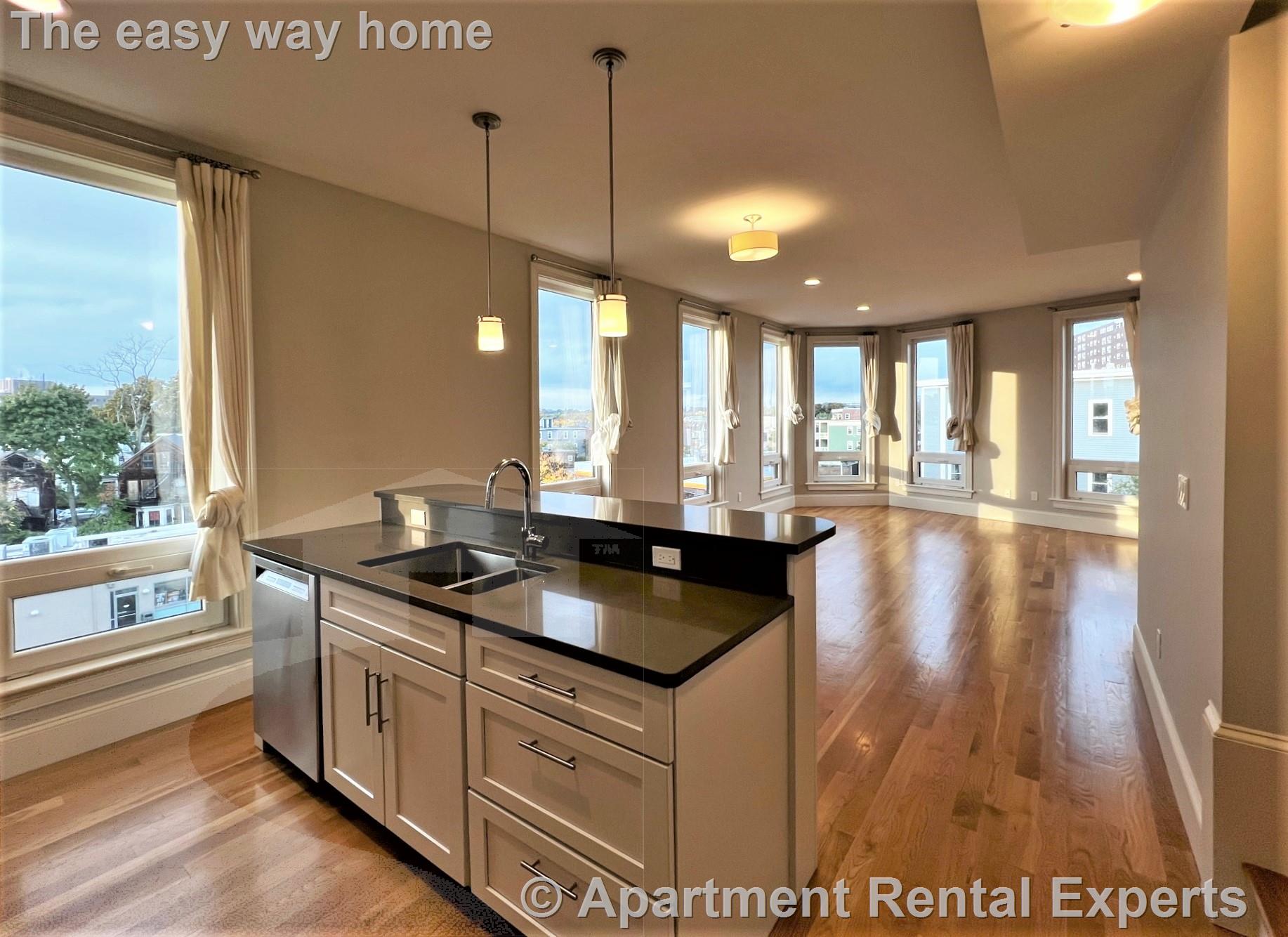 168 Hampshire, Central Square