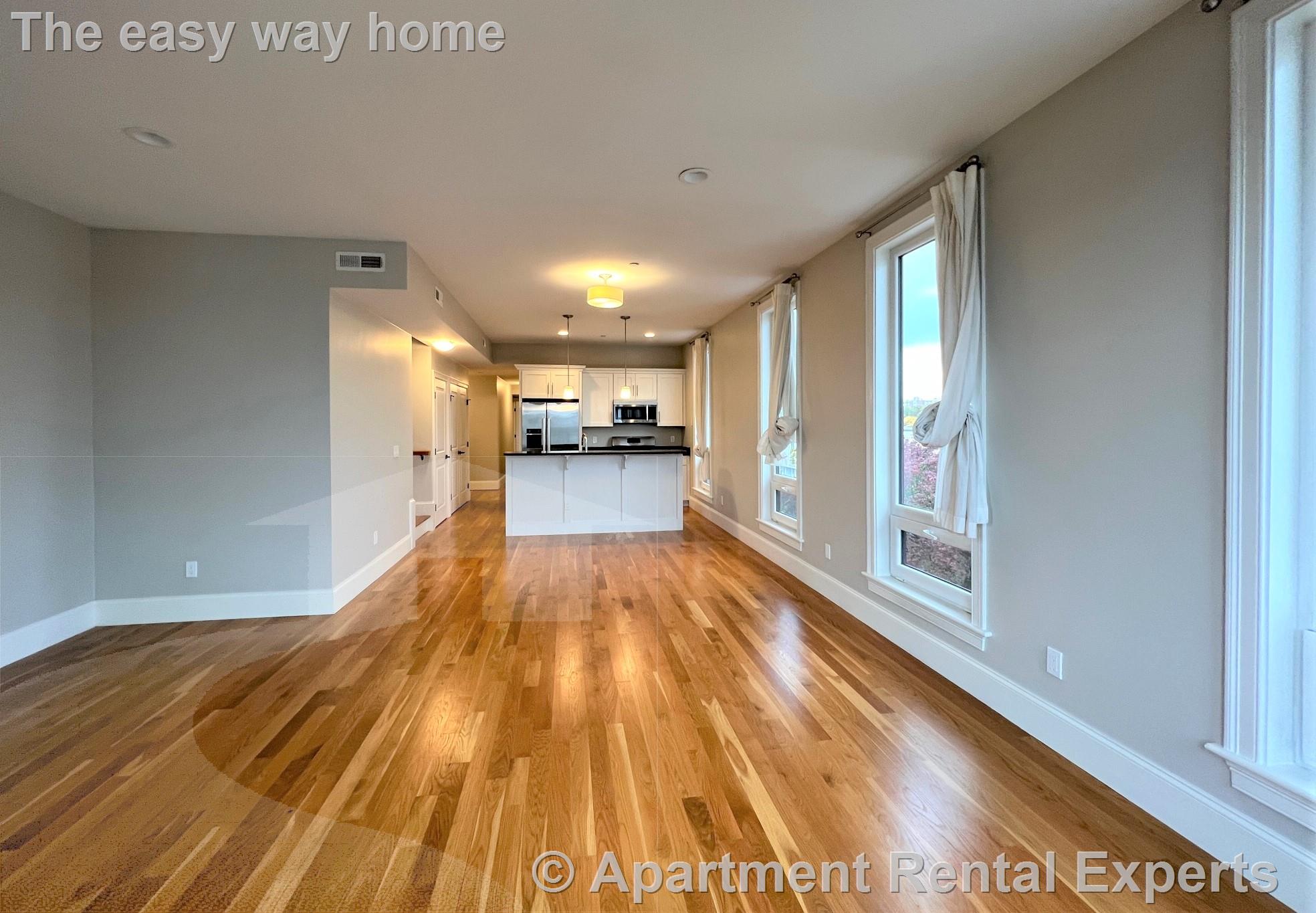 168 Hampshire, Central Square