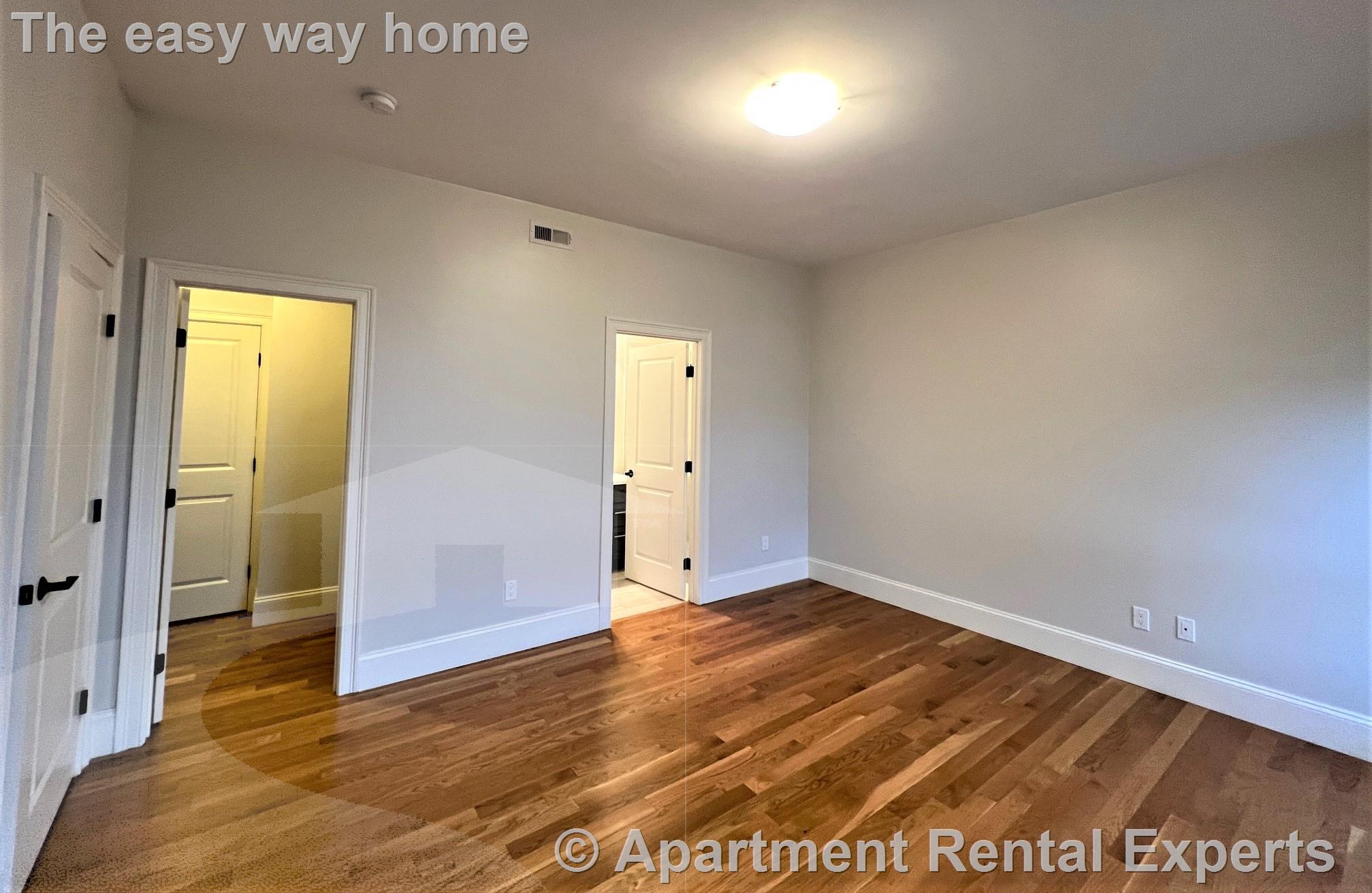 168 Hampshire, Central Square