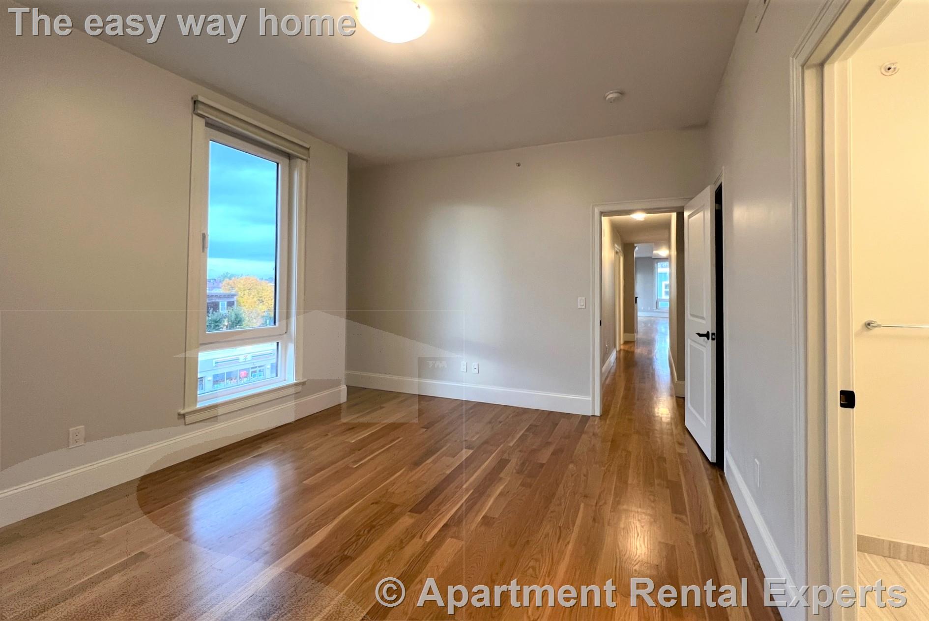 168 Hampshire, Central Square