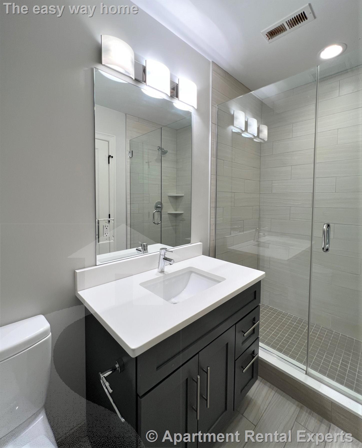 168 Hampshire, Central Square