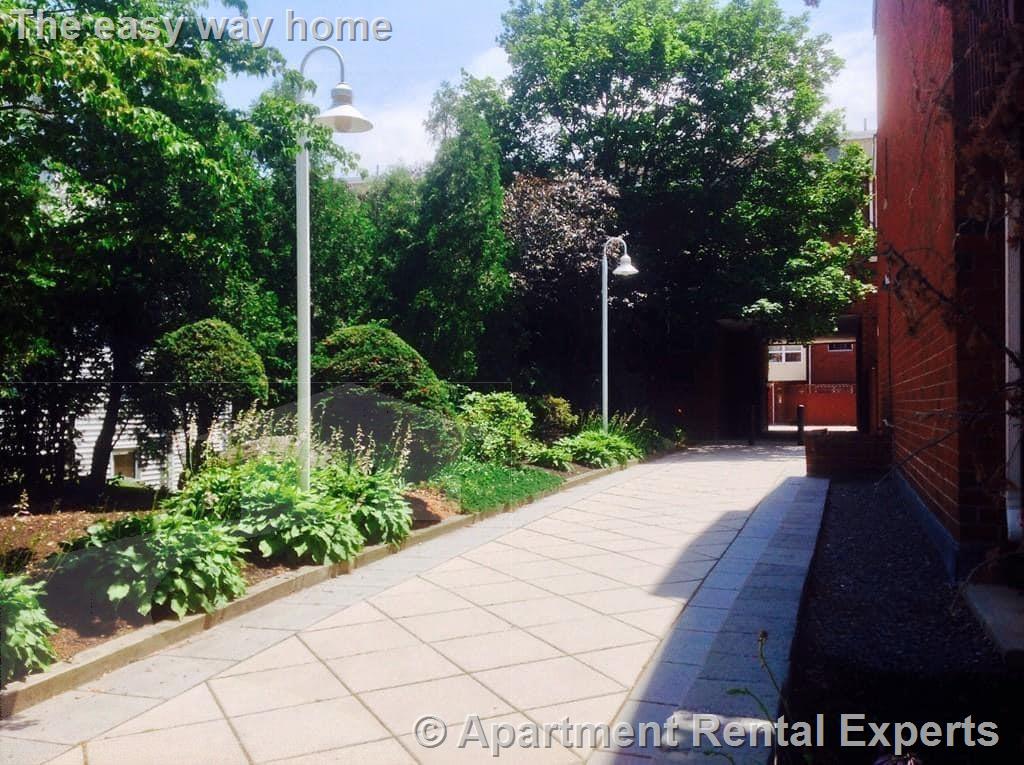 93 Spring St, Watertown Center