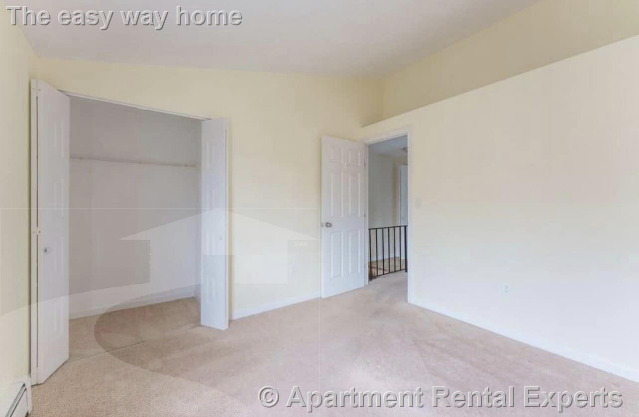 93 Spring St, Watertown Center