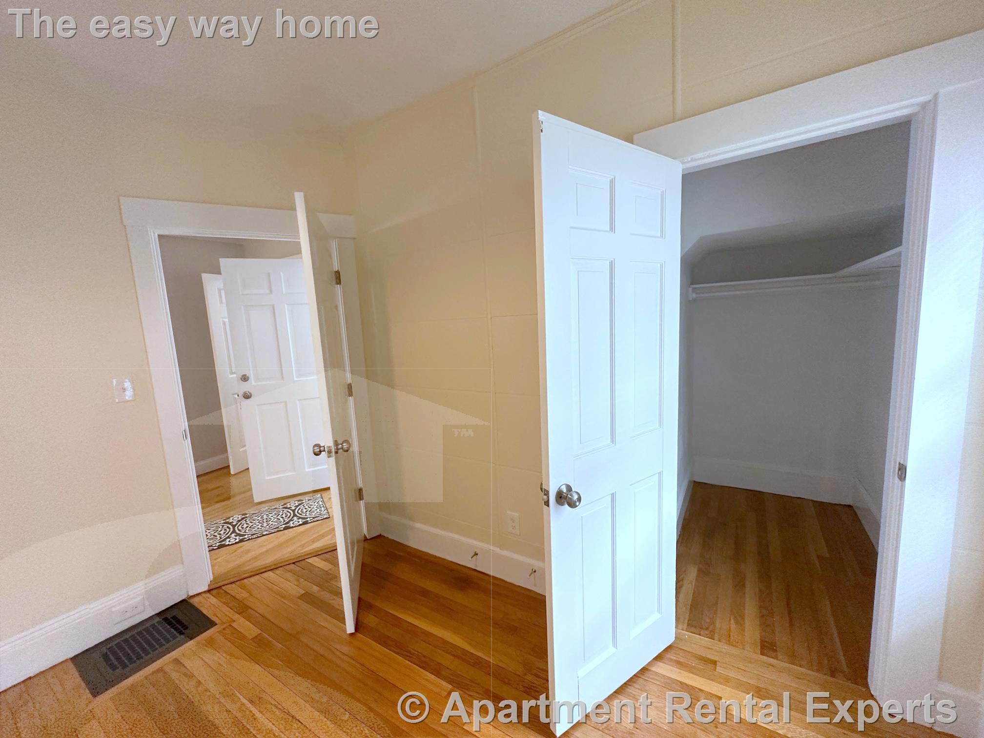 110 Hudson St, Porter Square