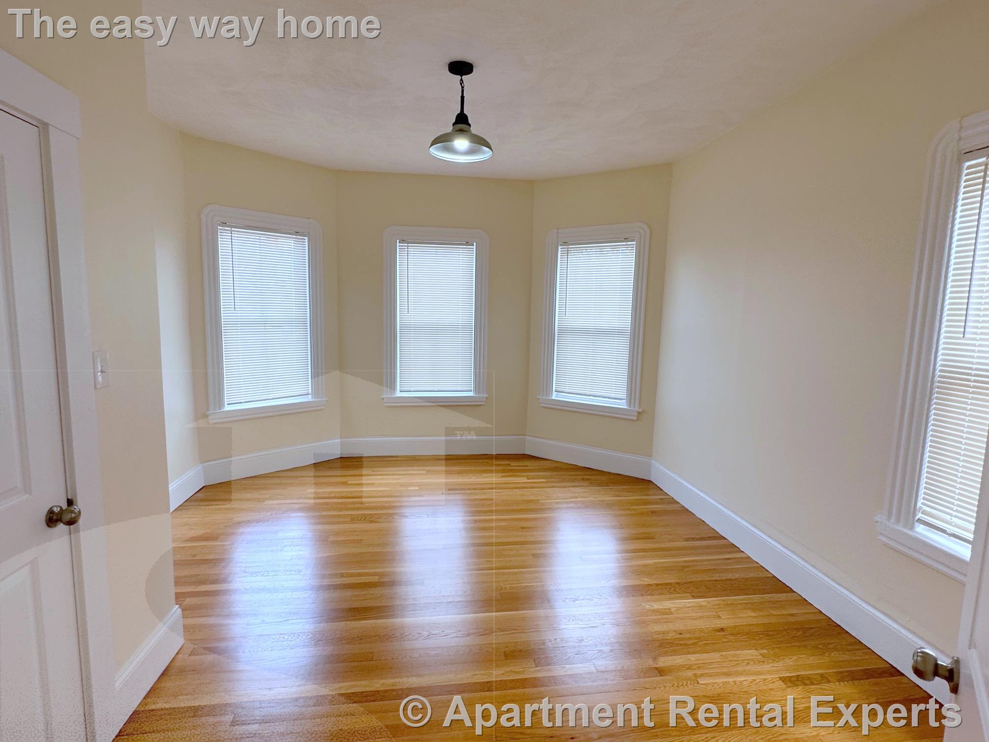 112 Hudson St, Porter Square