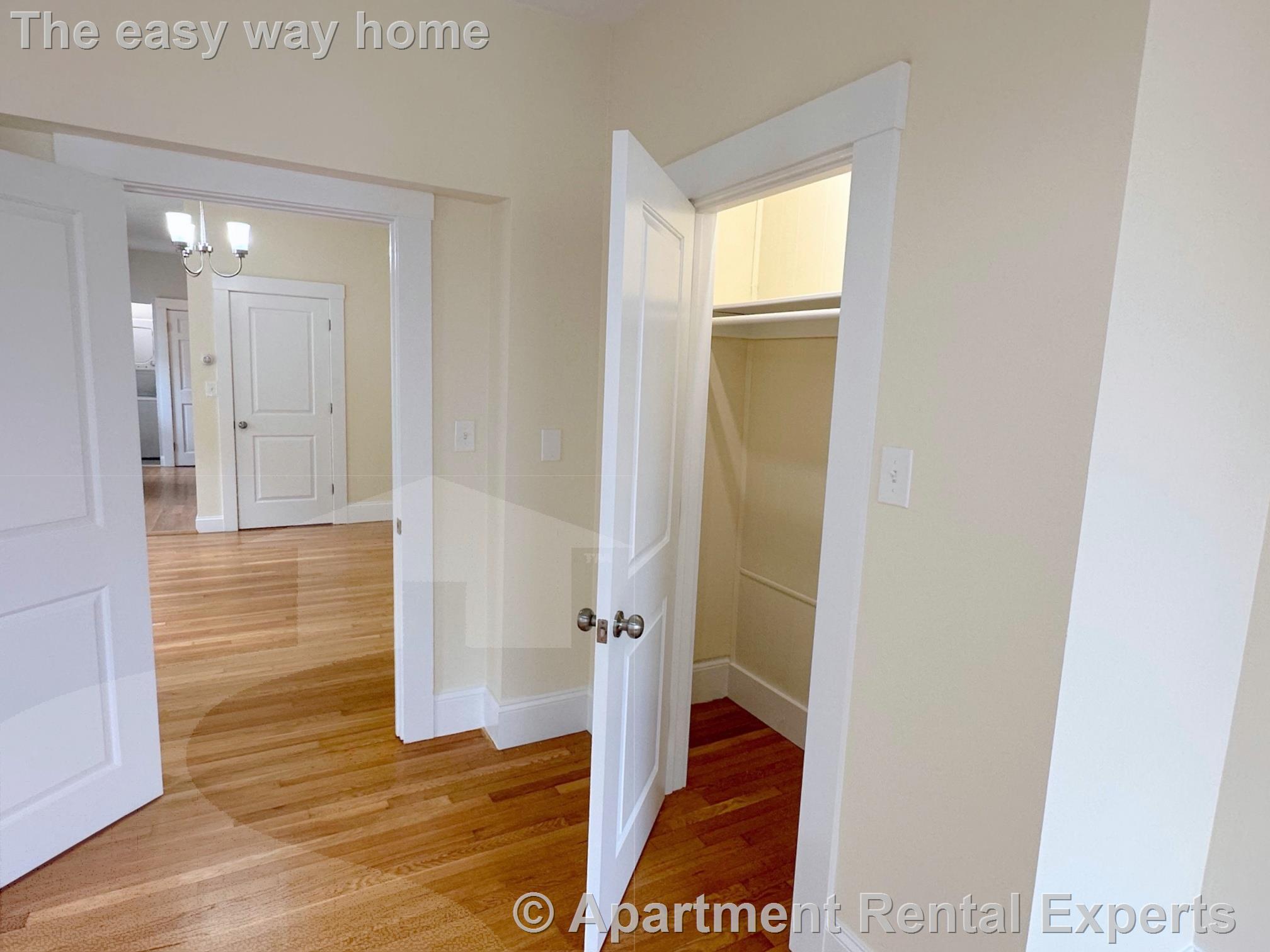 112 Hudson St, Porter Square