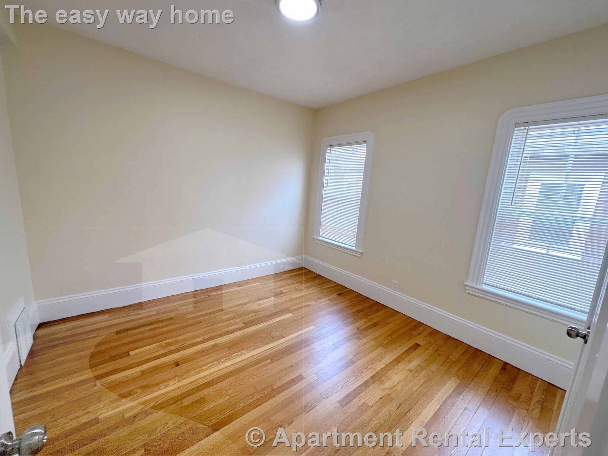 112 Hudson St, Porter Square