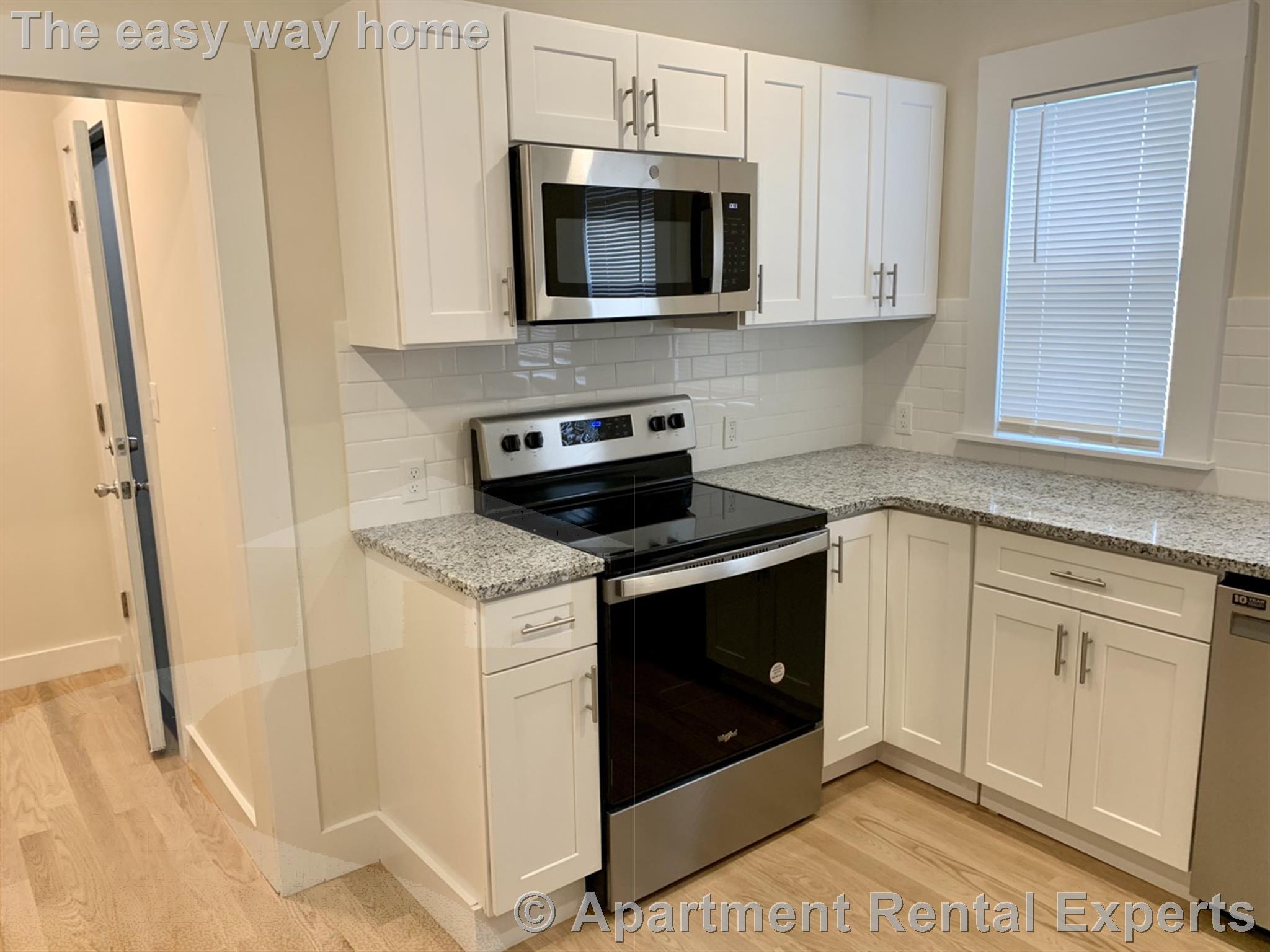 70 Conwell Ave, Tufts