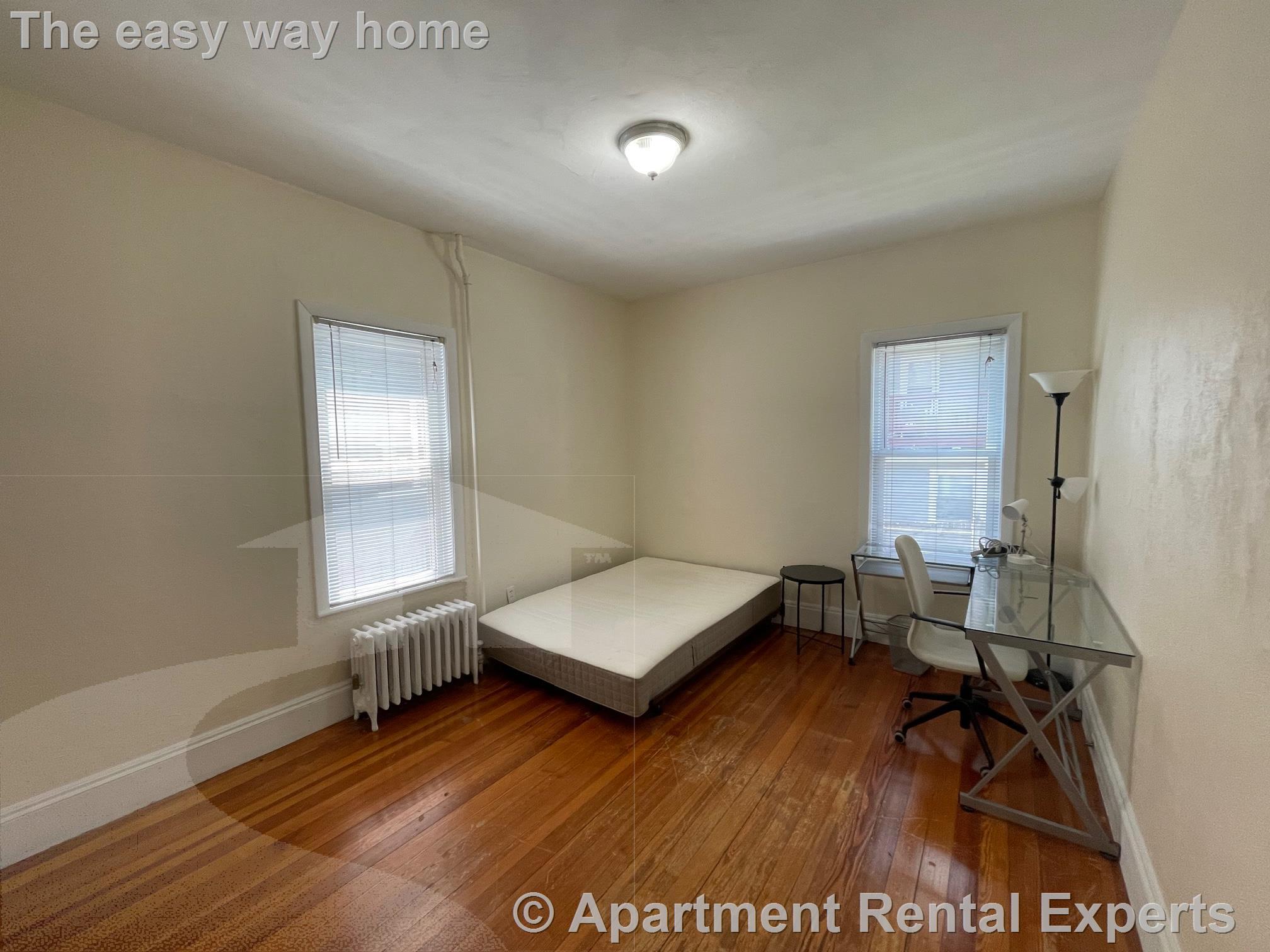 26 Russell Rd, Teele Square