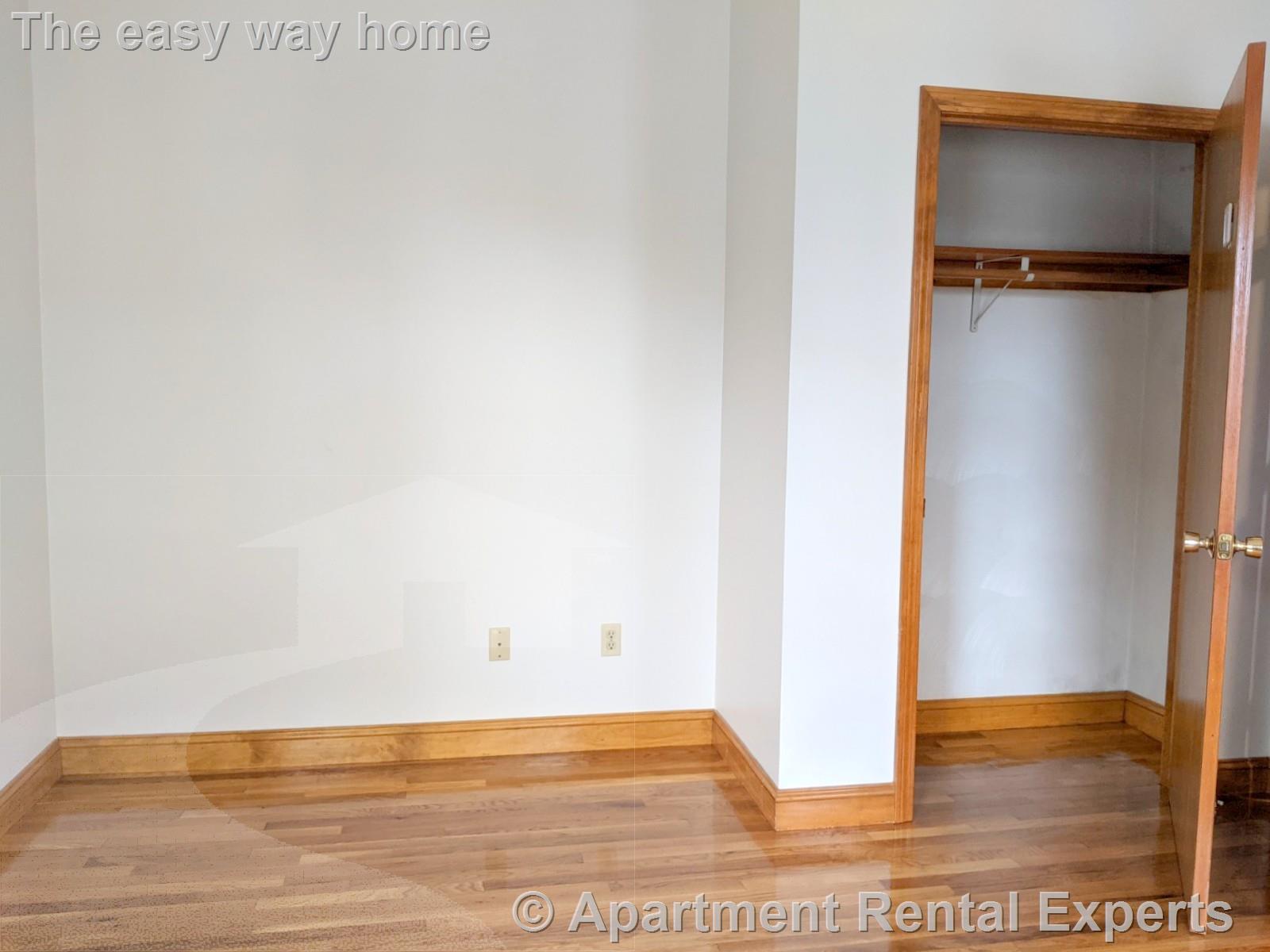 12 Fenwick St, Winter Hill