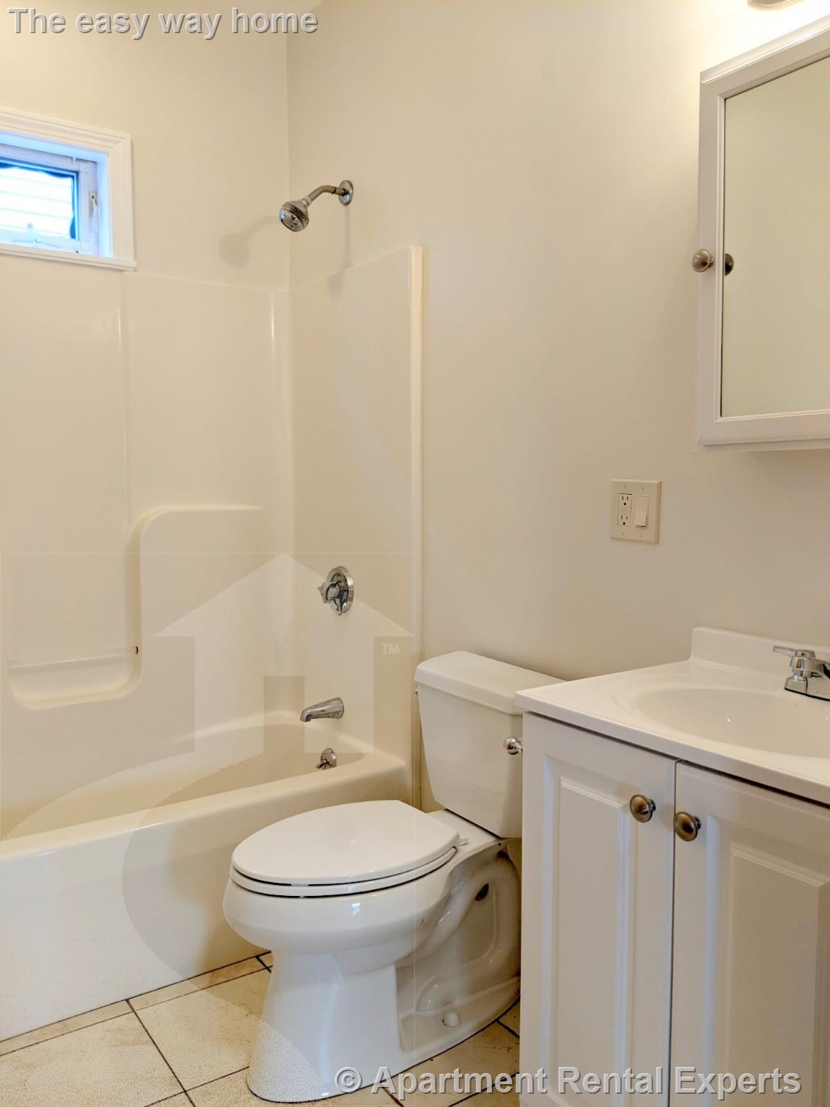 12 Fenwick St, Winter Hill