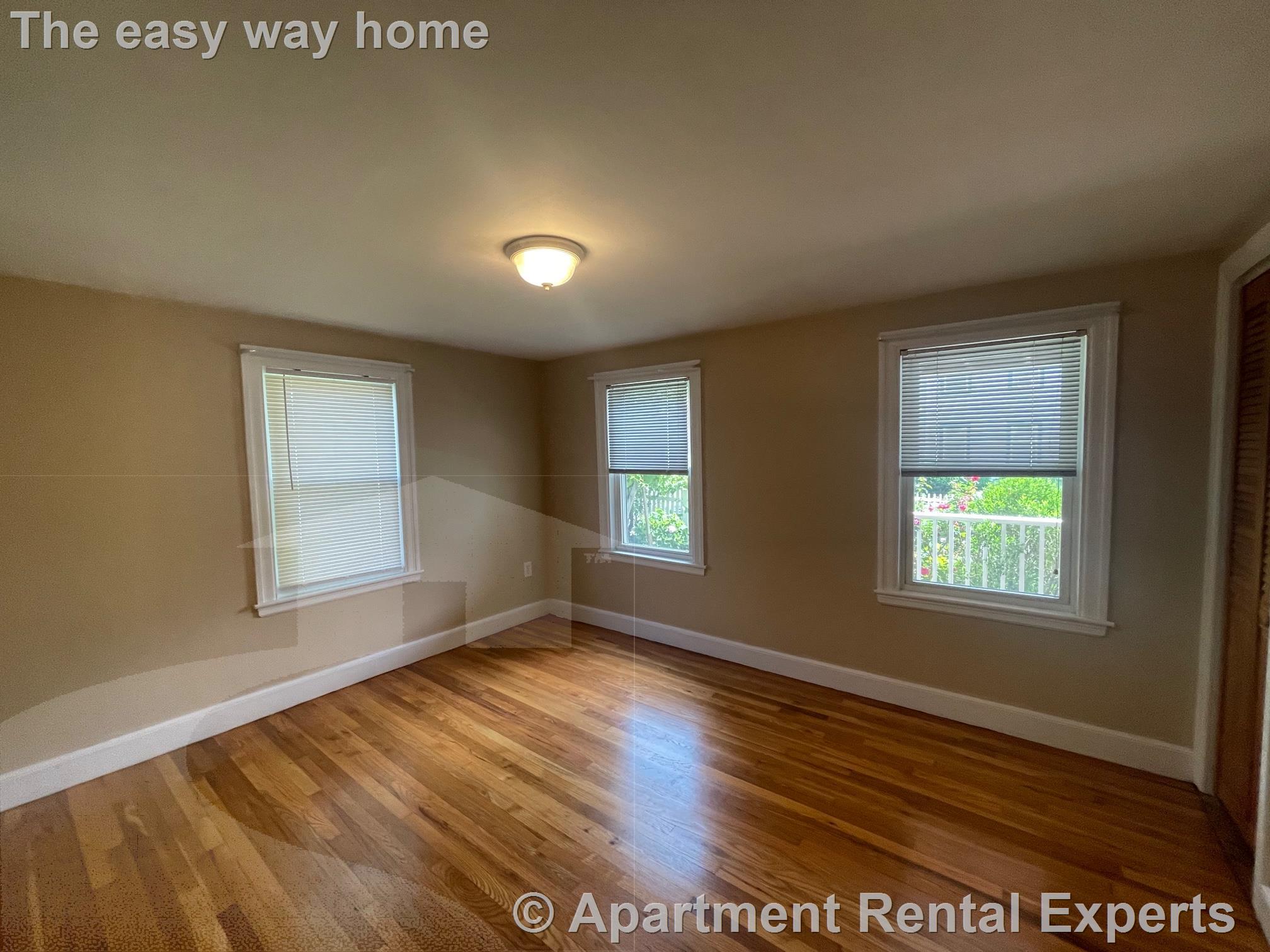 32 Linden Ave, Porter Square