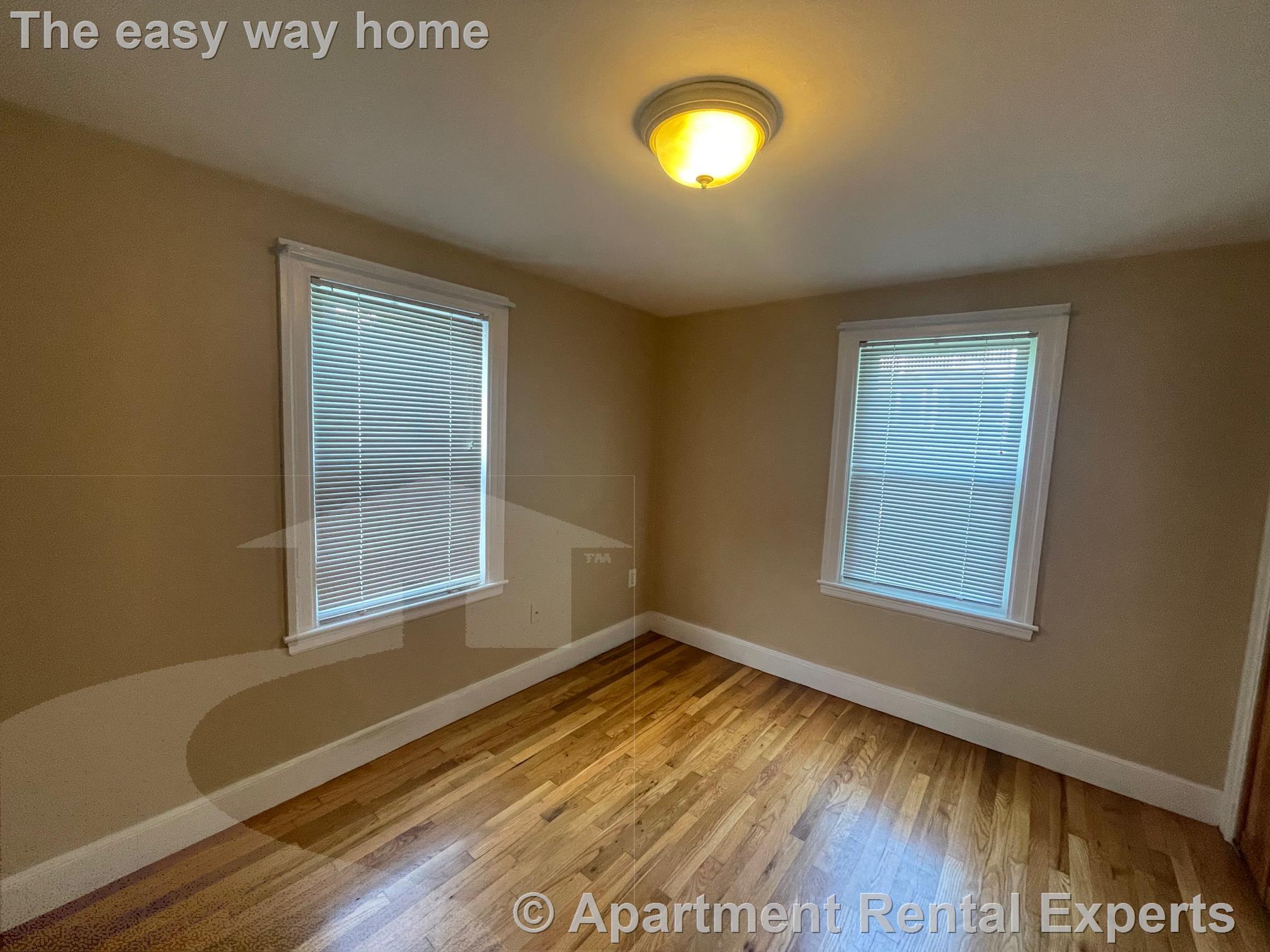 32 Linden Ave, Porter Square