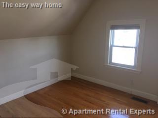 109 Magoun Ave, Medford Square