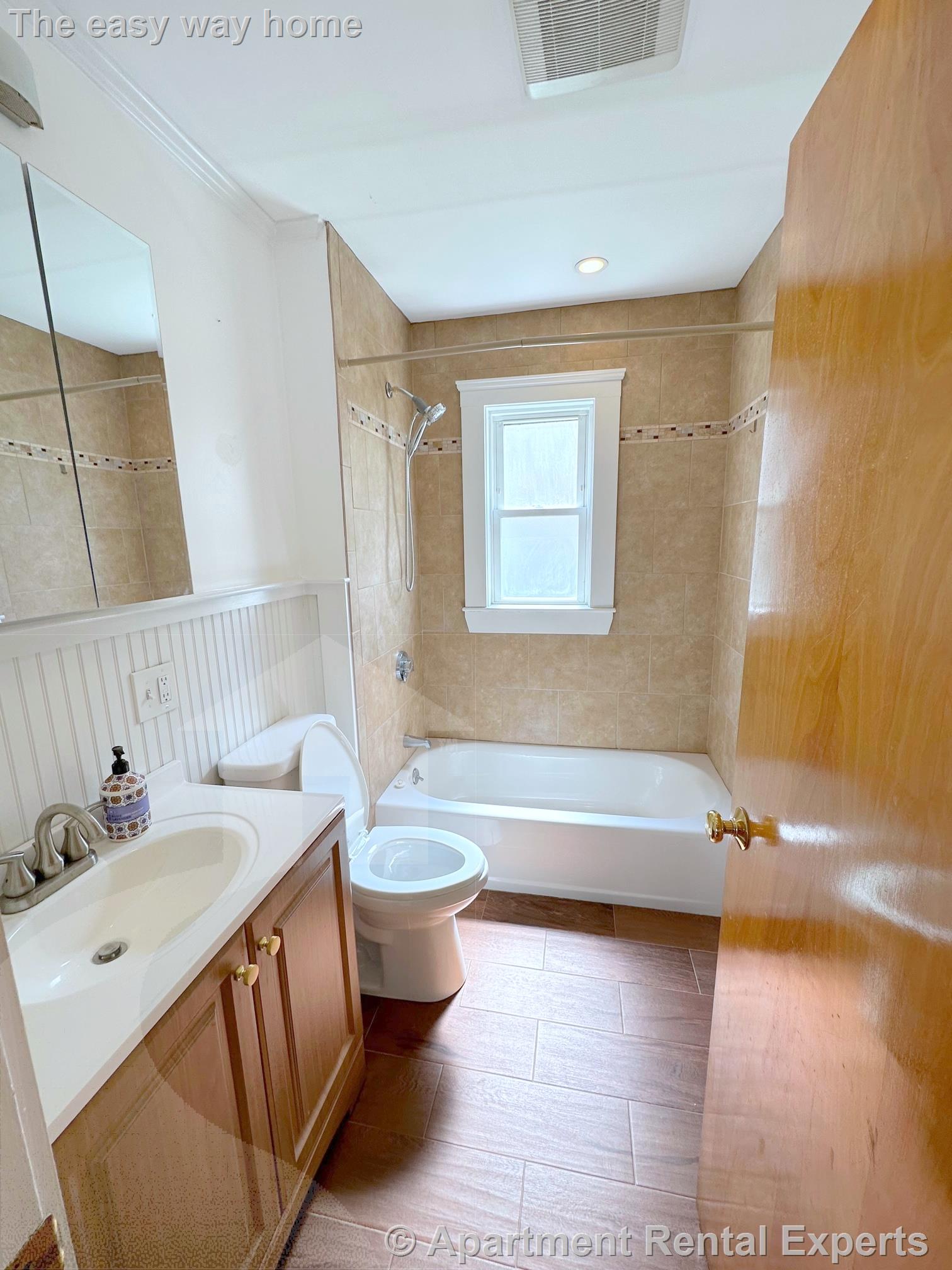 17 Clewley Rd, West Medford