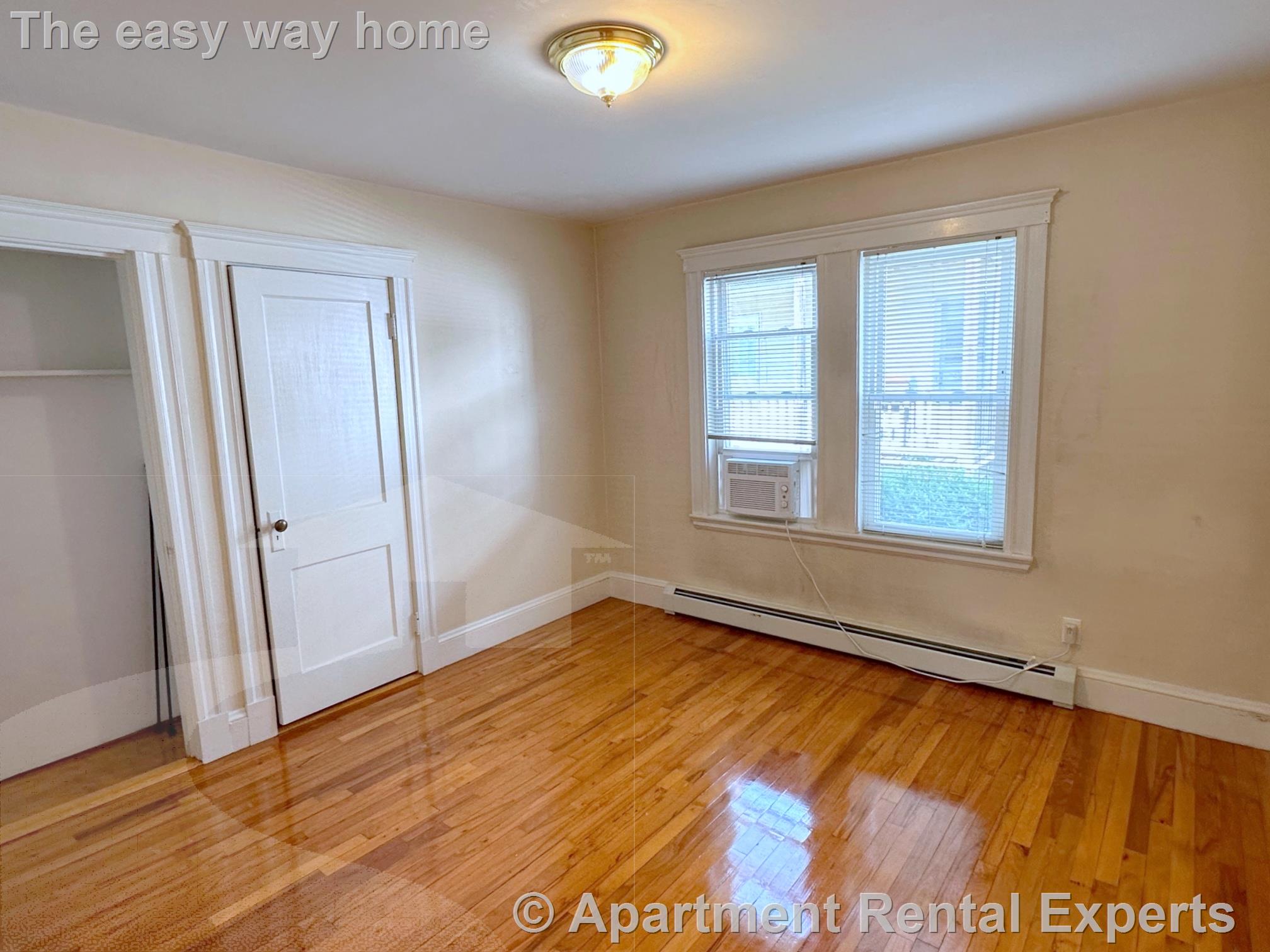 17 Clewley Rd, West Medford