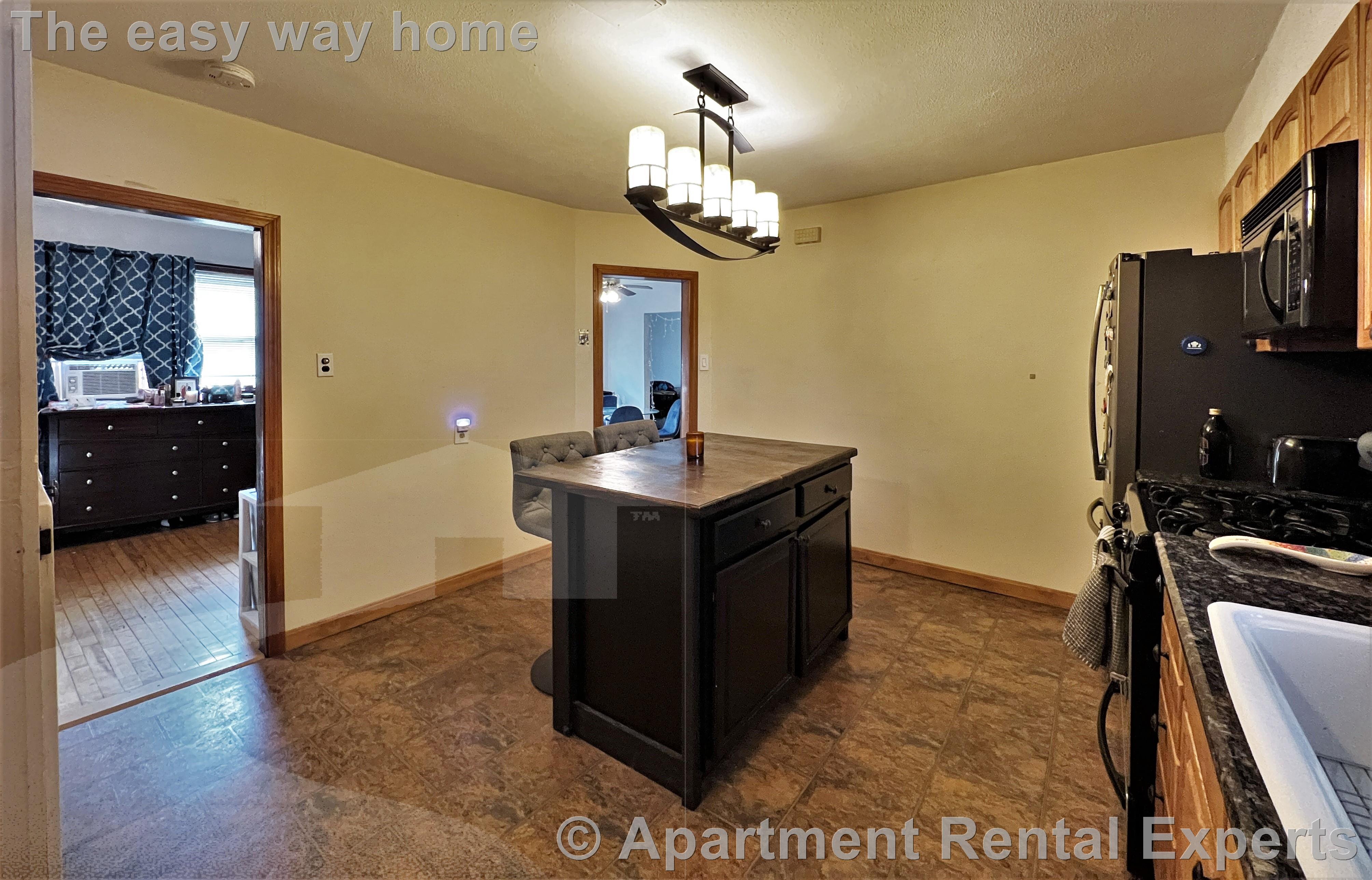 10 Winchester Ct, Tufts