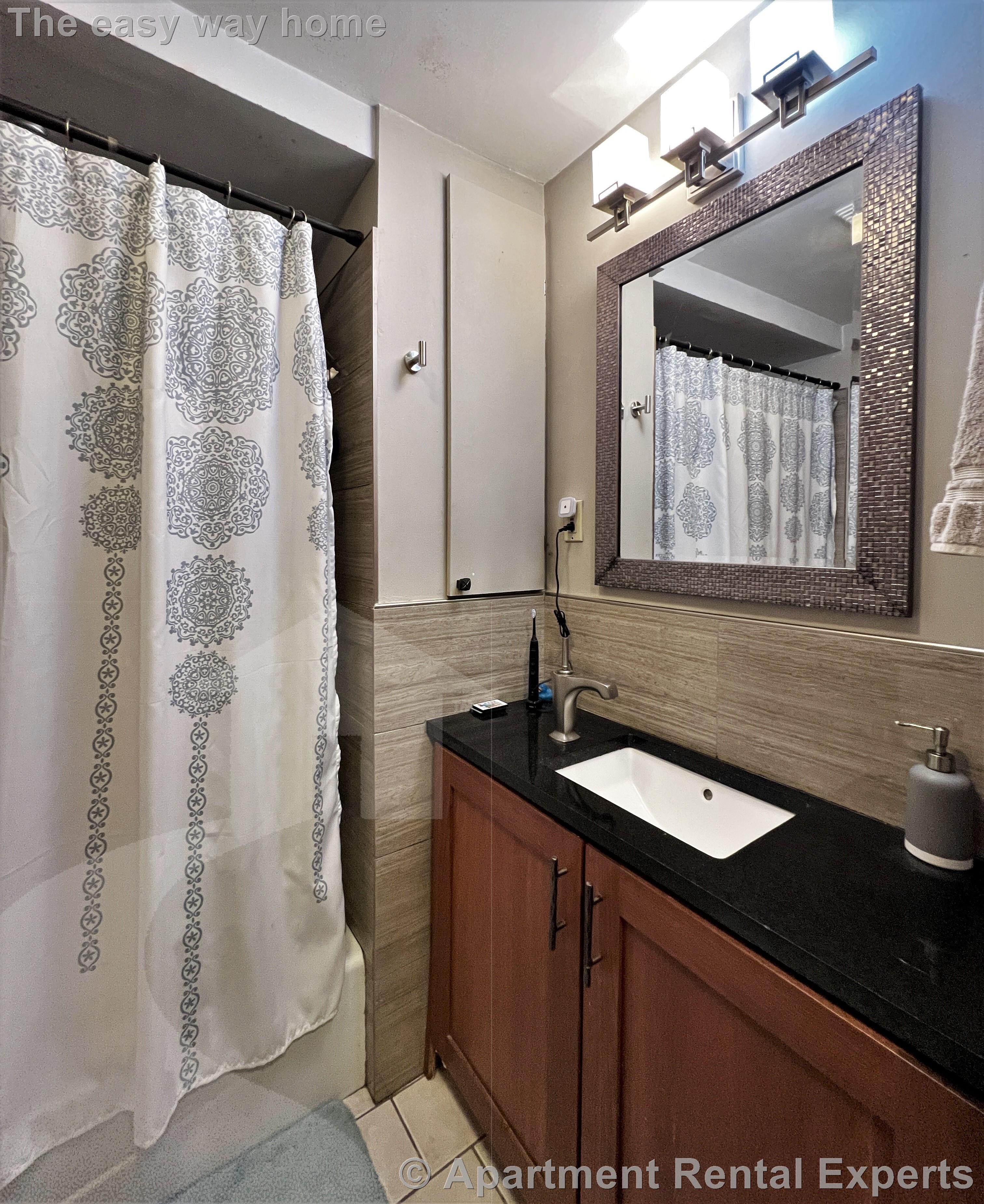 10 Winchester Ct, Tufts