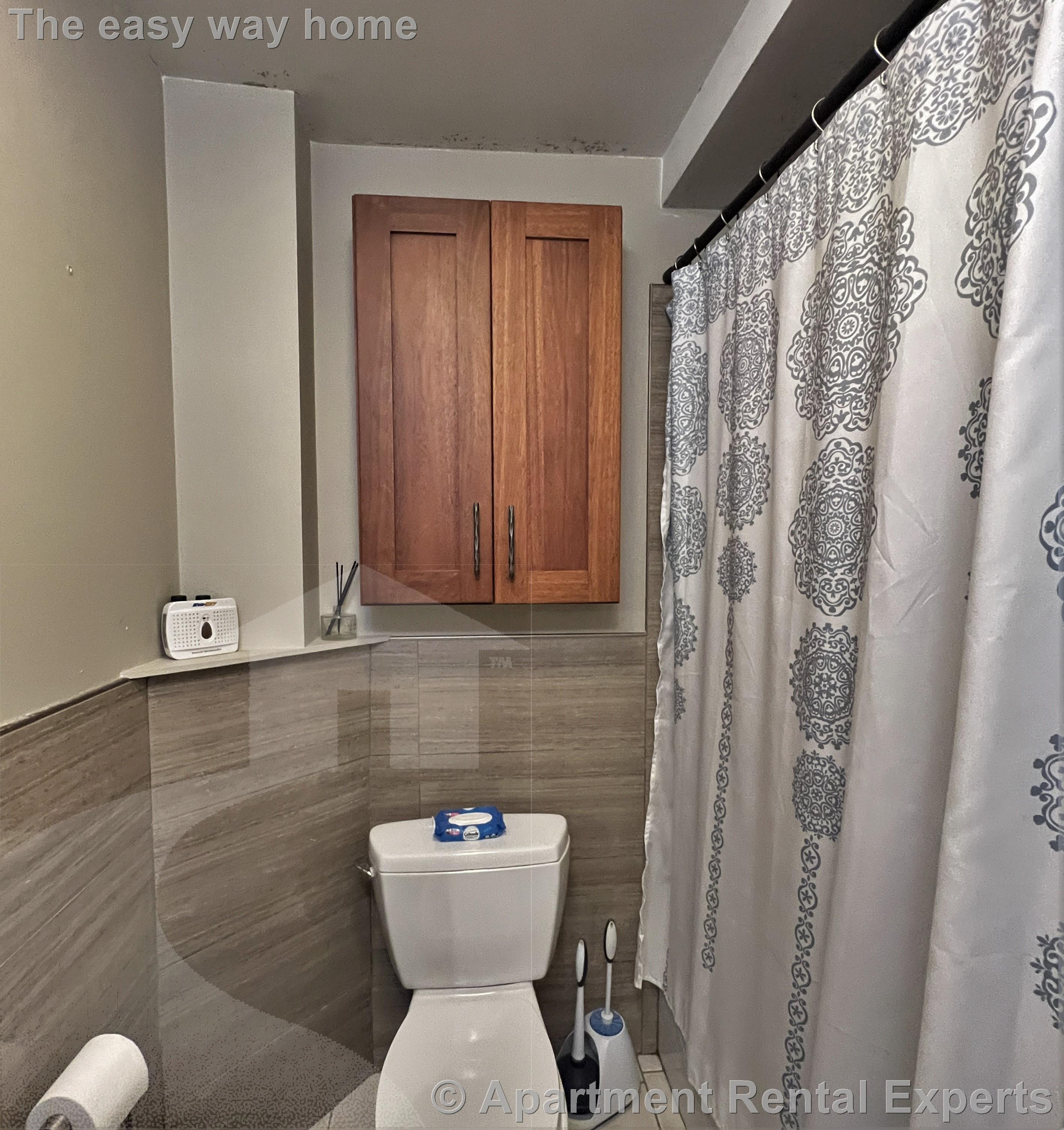 10 Winchester Ct, Tufts