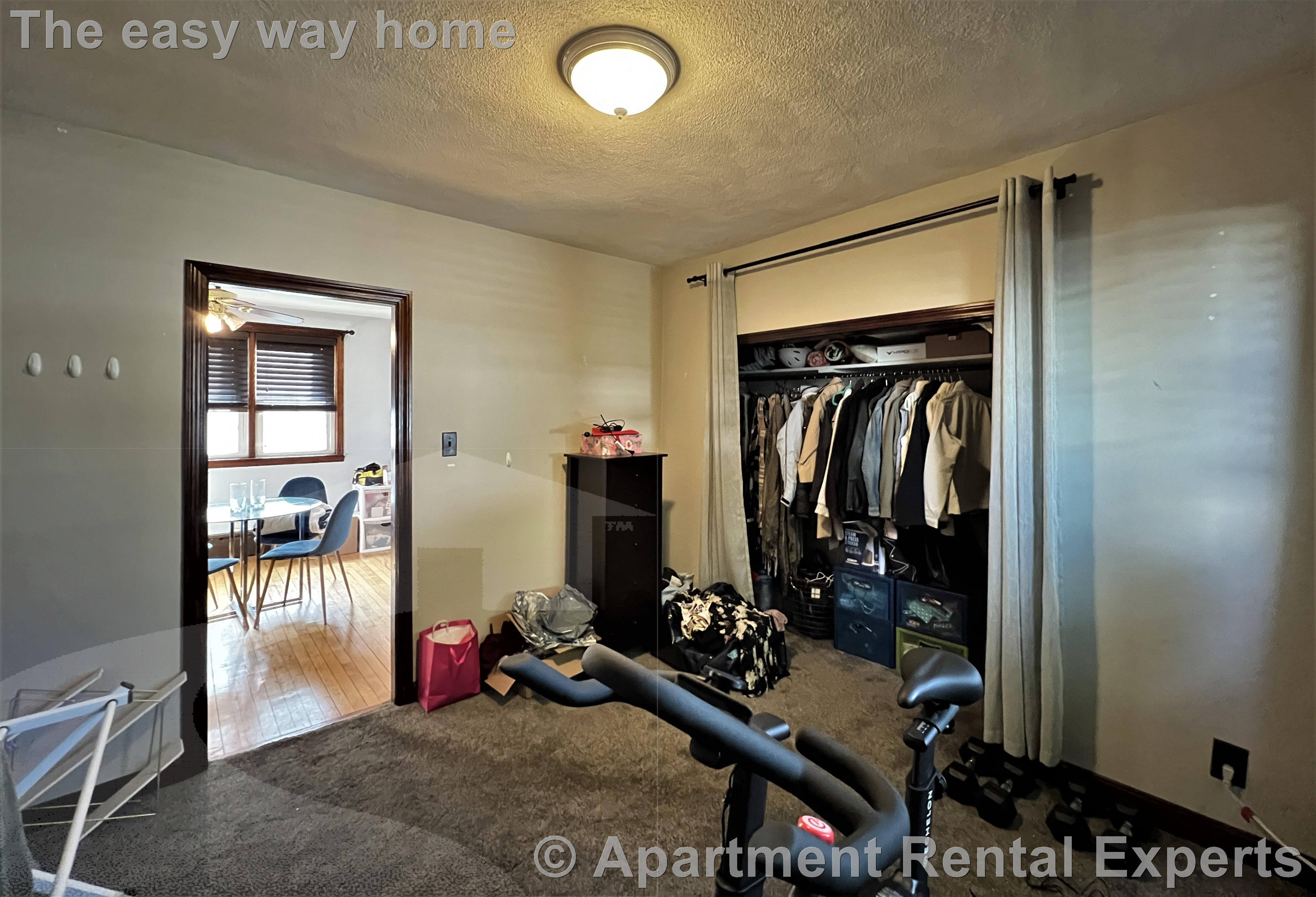 10 Winchester Ct, Tufts