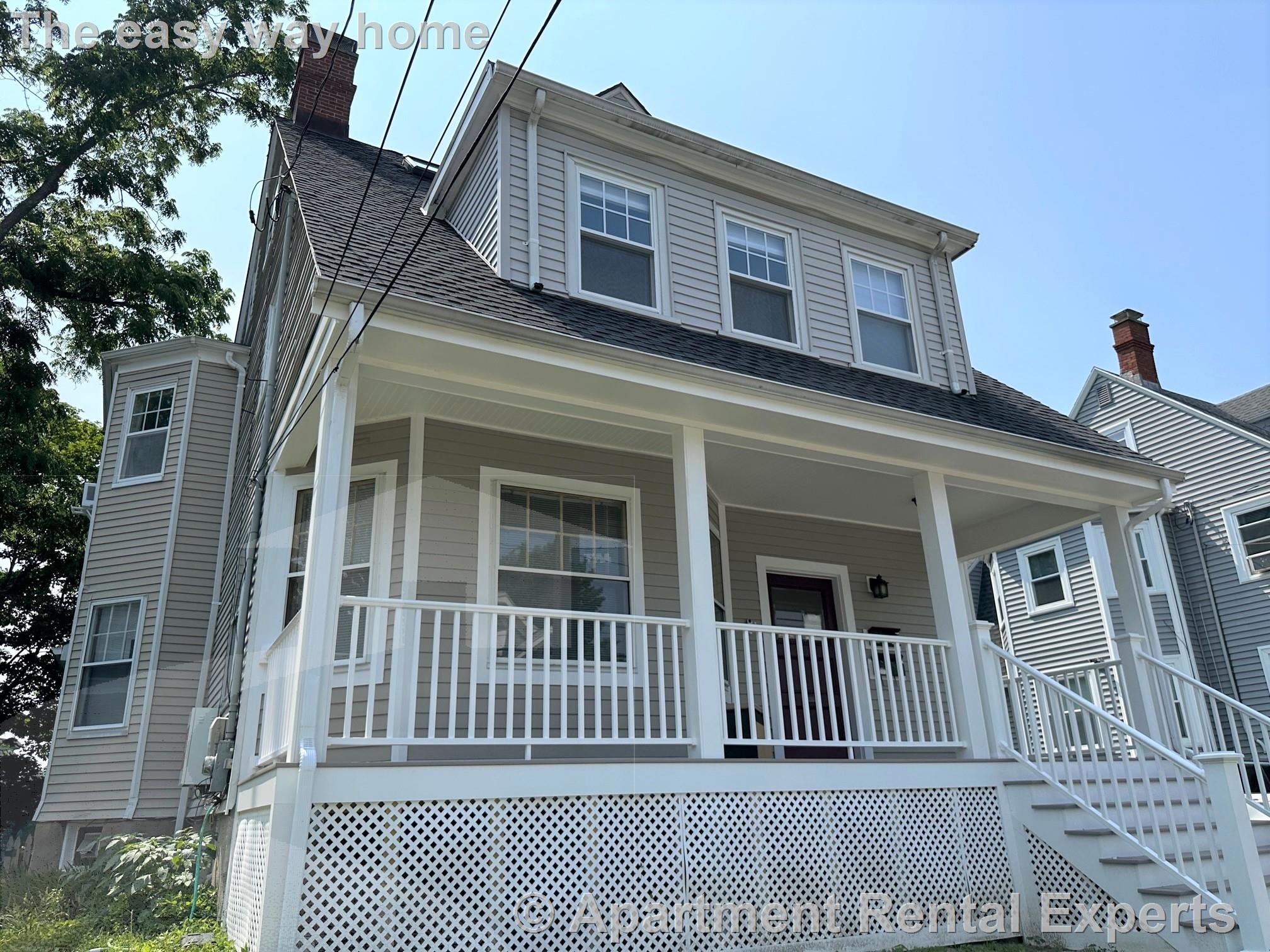 35 College Ave, Tufts