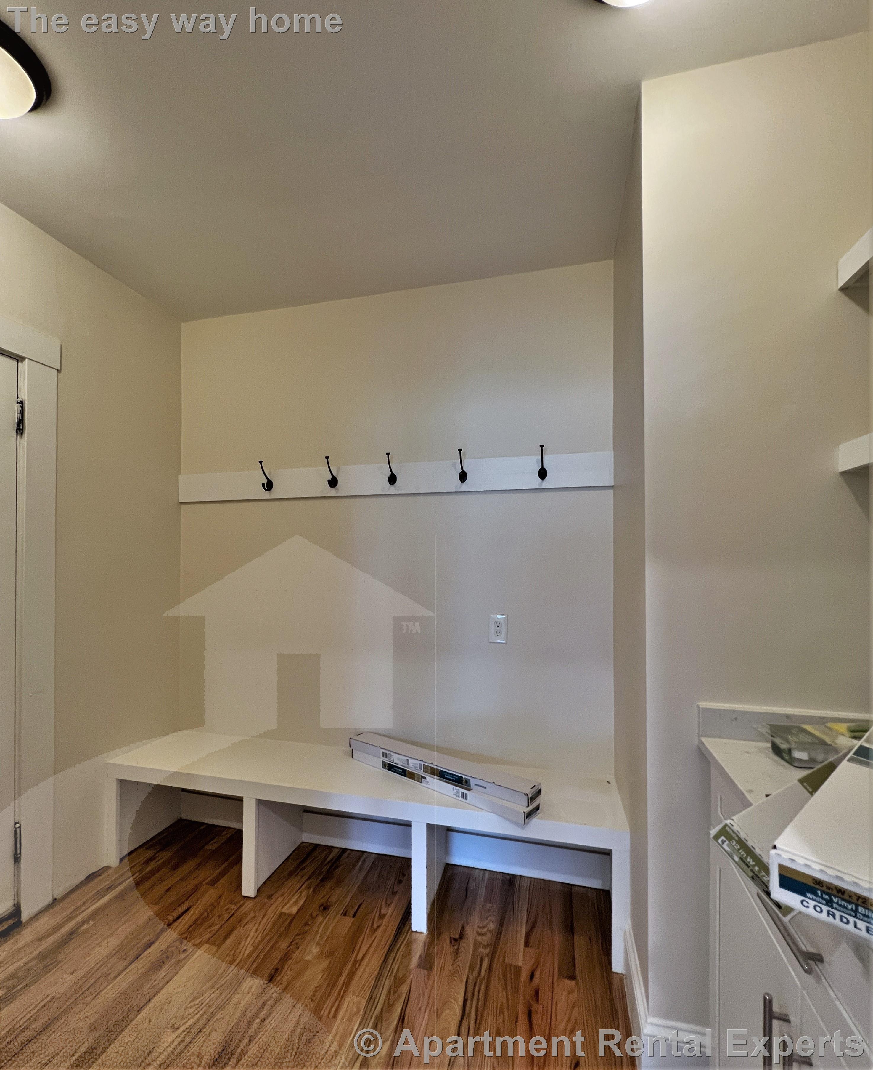 269 Huron Ave, Huron Village