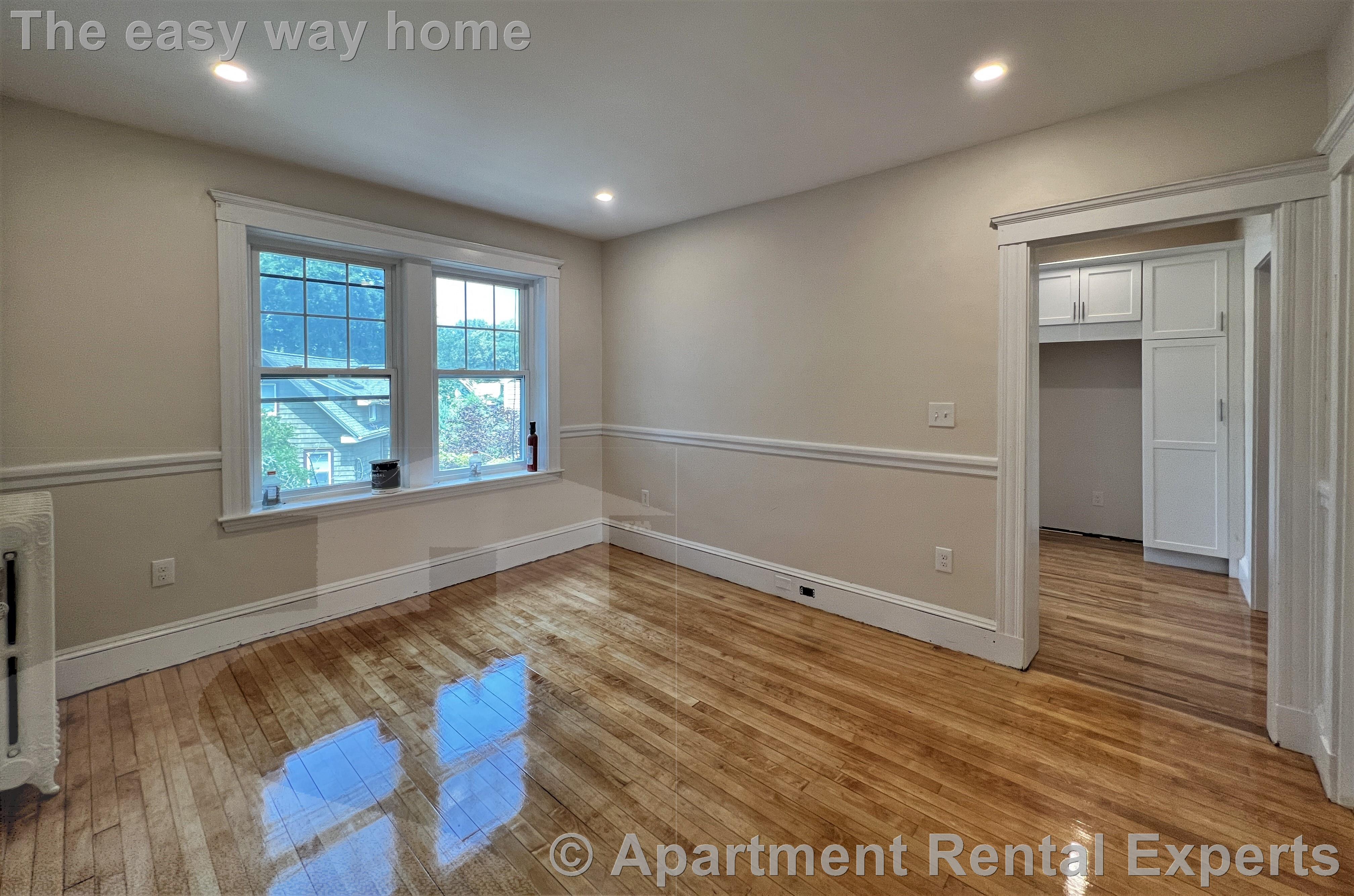 269 Huron Ave, Huron Village