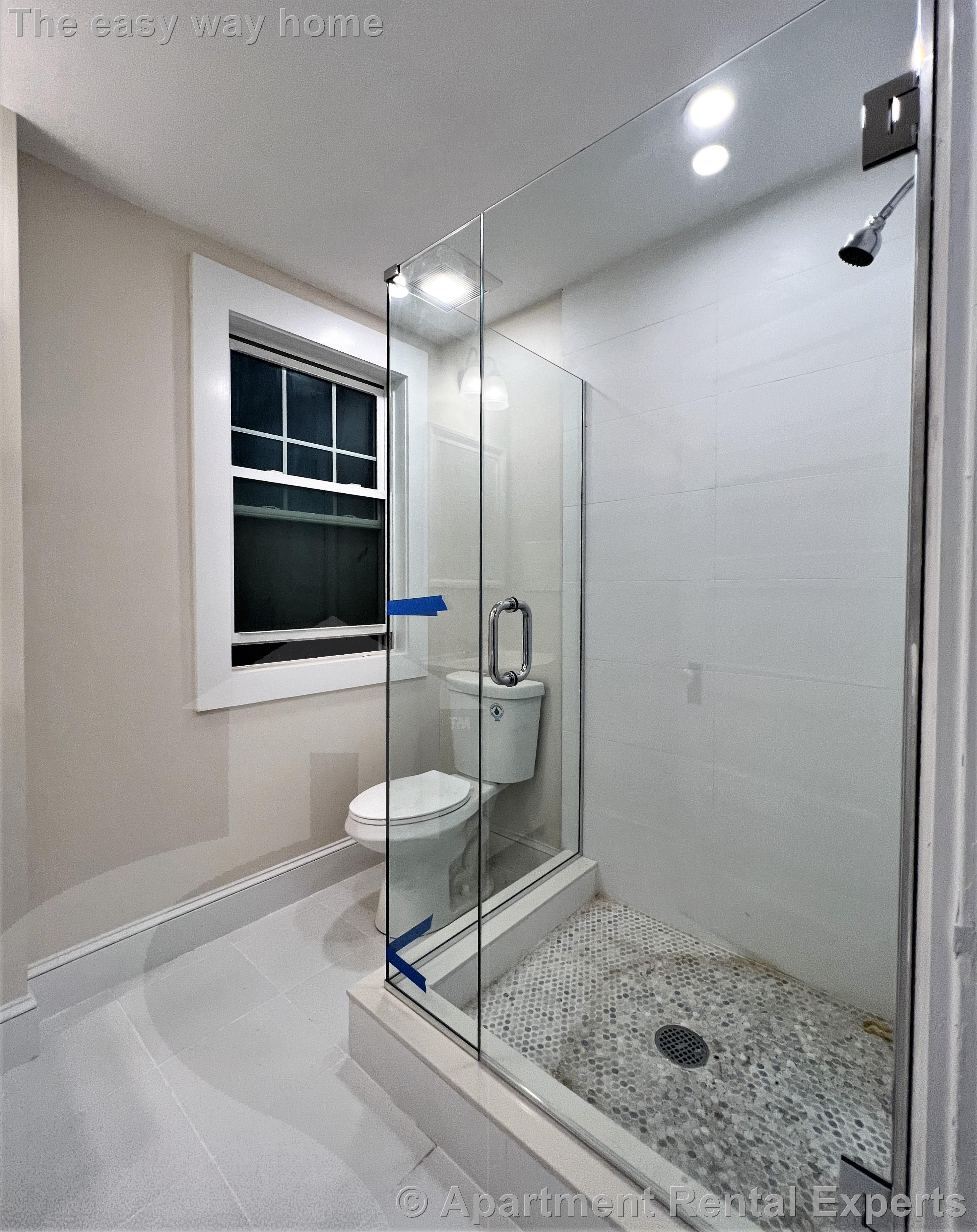 269 Huron Ave, Huron Village