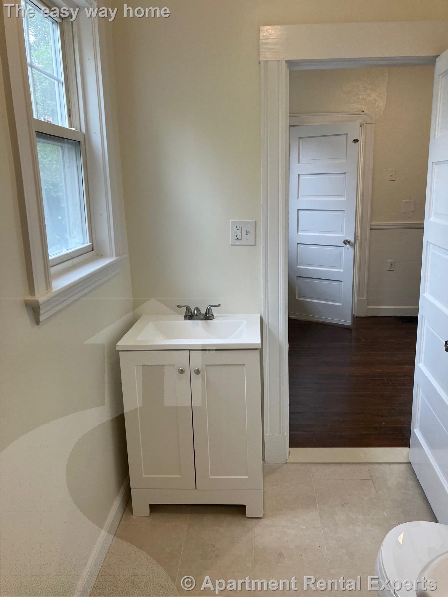 1 Burrill Ter, Winthrop