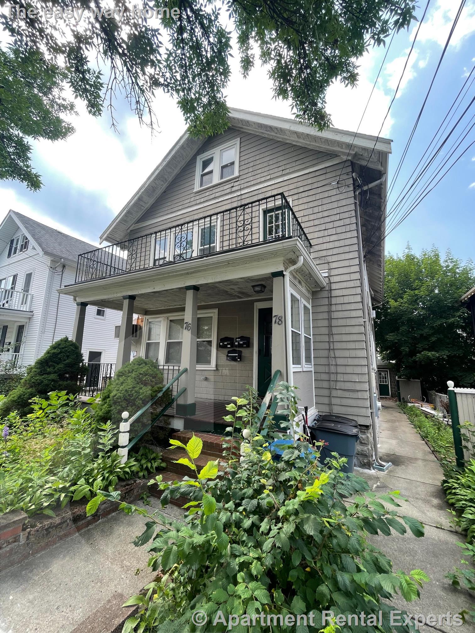 78 Amsden St, Arlington