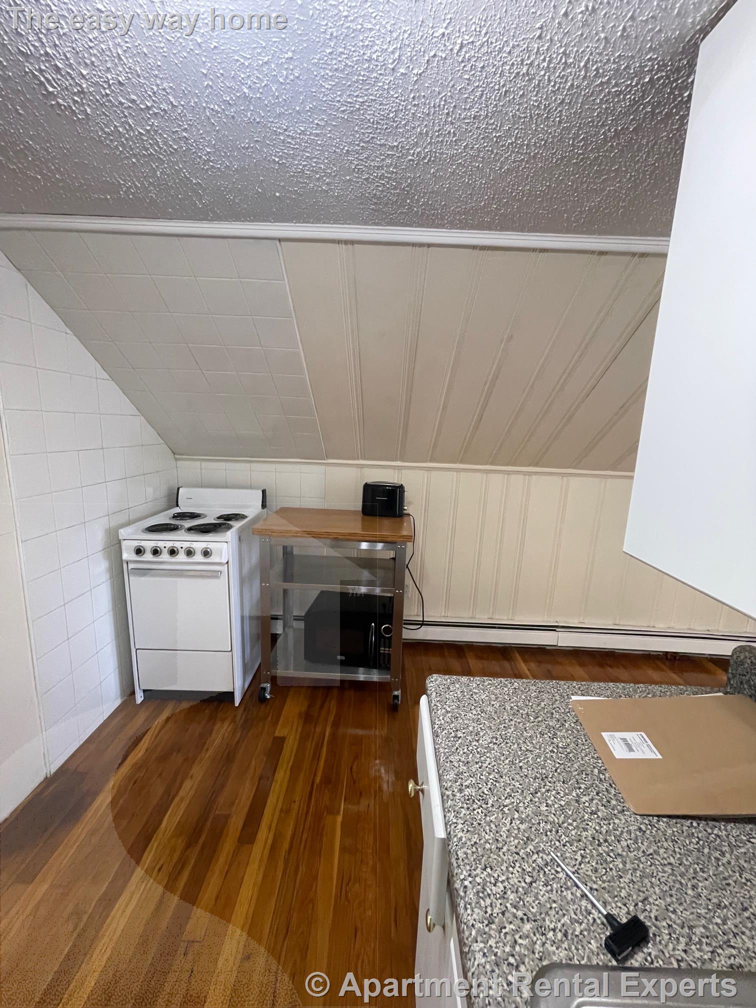 78 Amsden St, Arlington