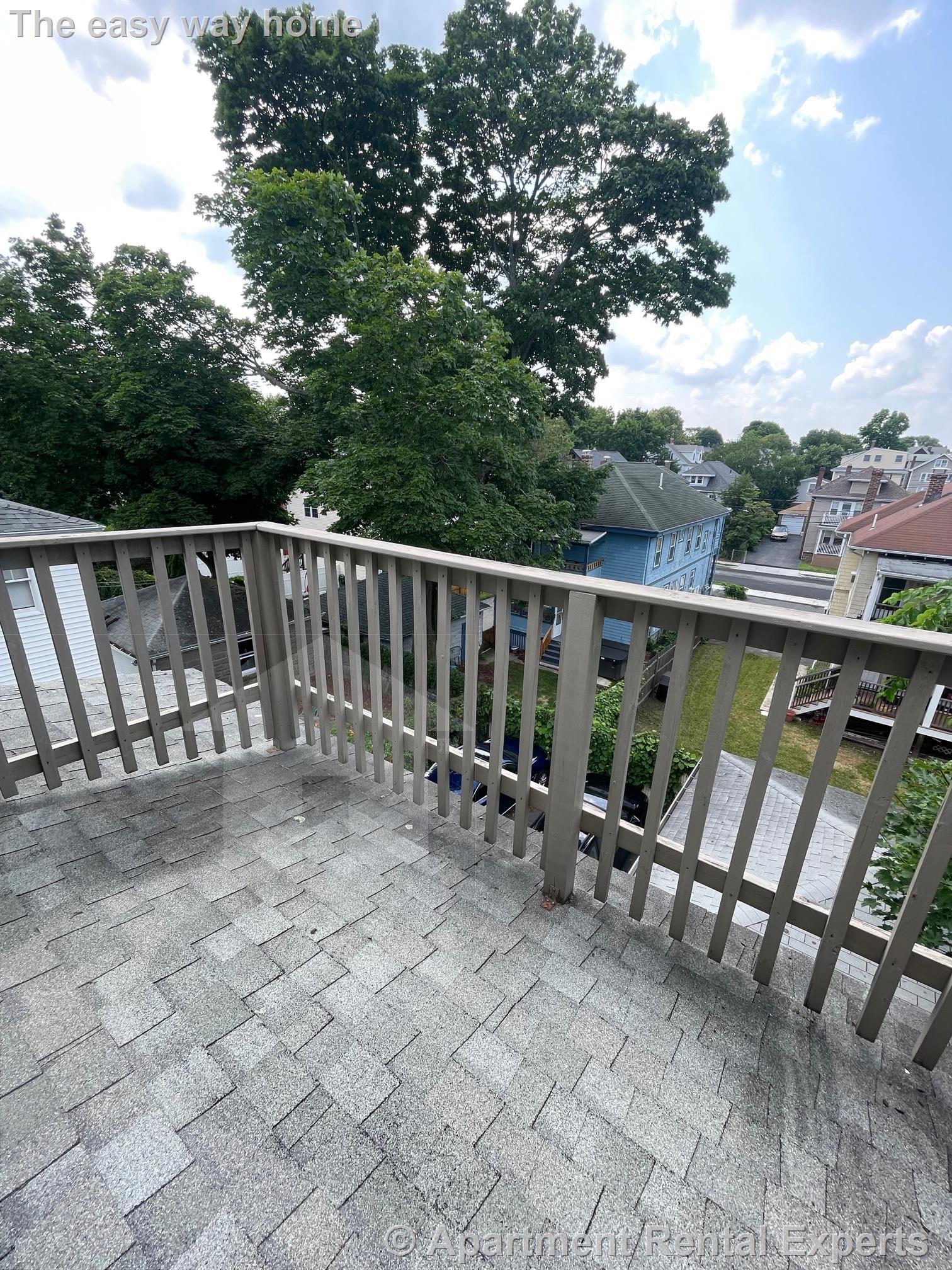 78 Amsden St, Arlington