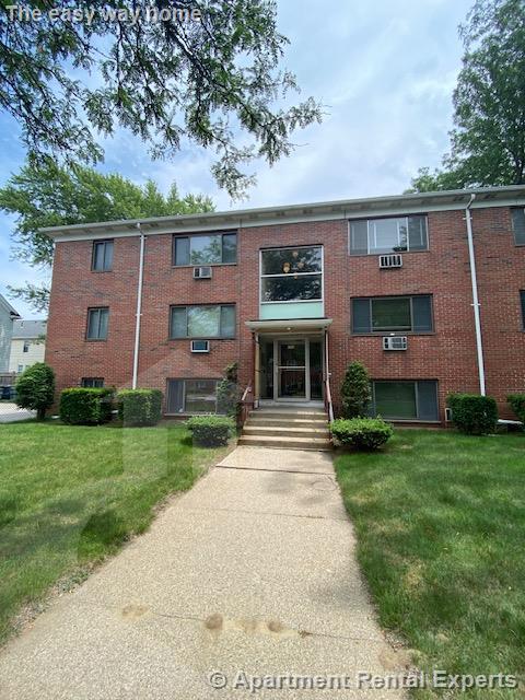 109 Oxford St, Arlington