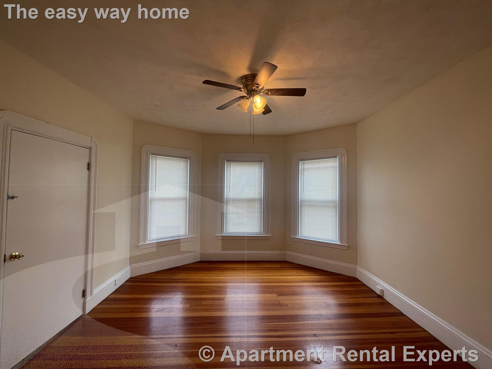 452 Broadway, Magoun Square