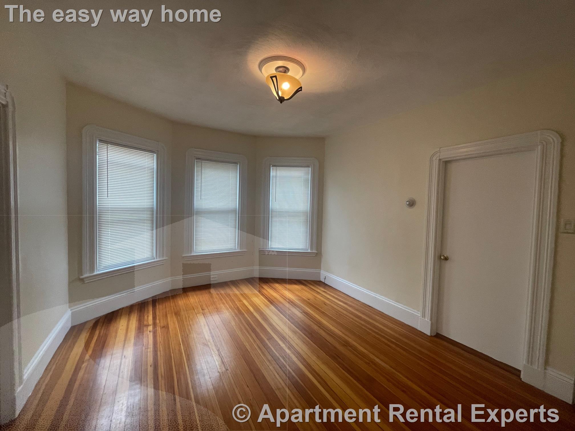 452 Broadway, Magoun Square