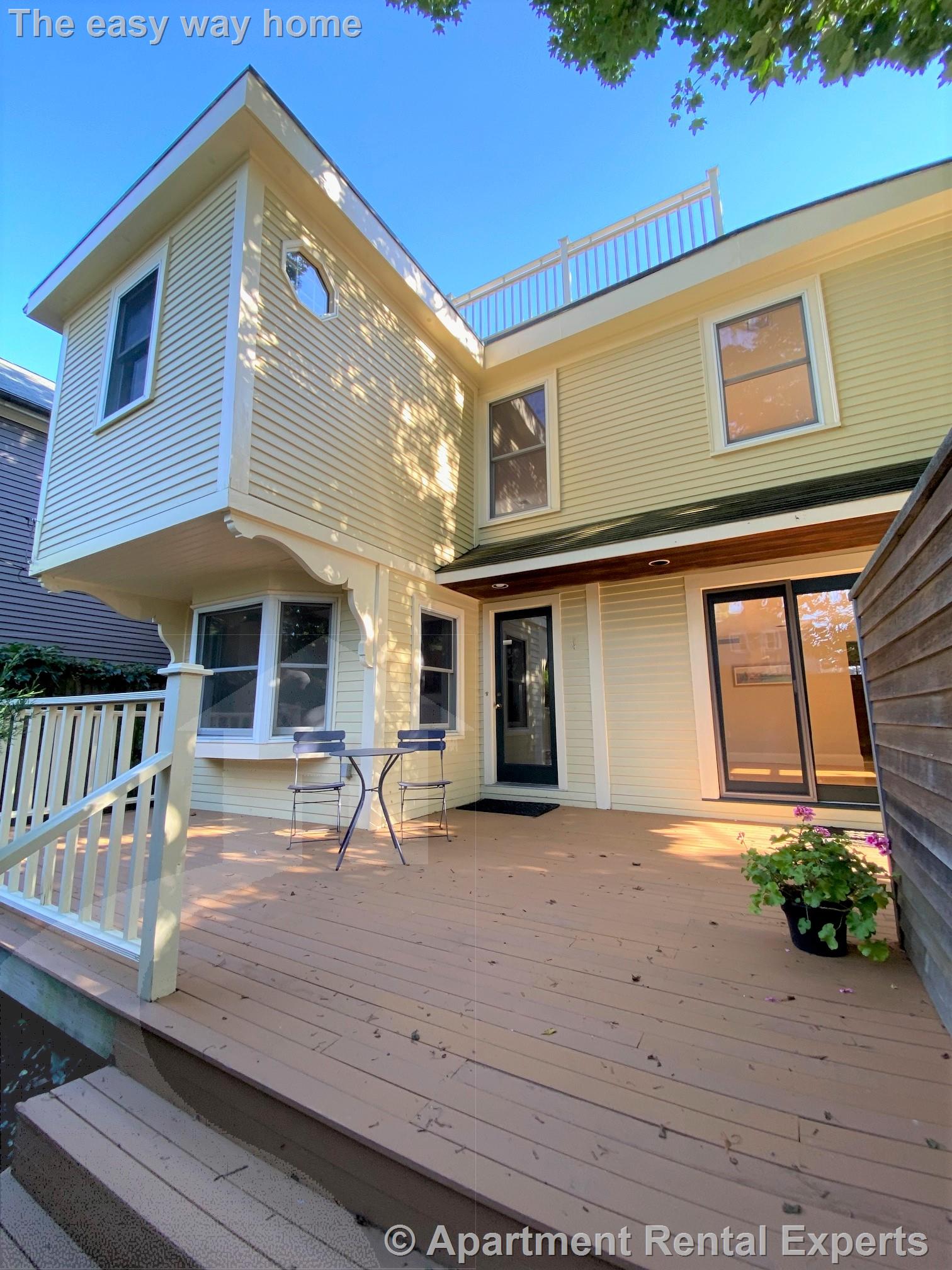 259 Mt Auburn, Harvard Square