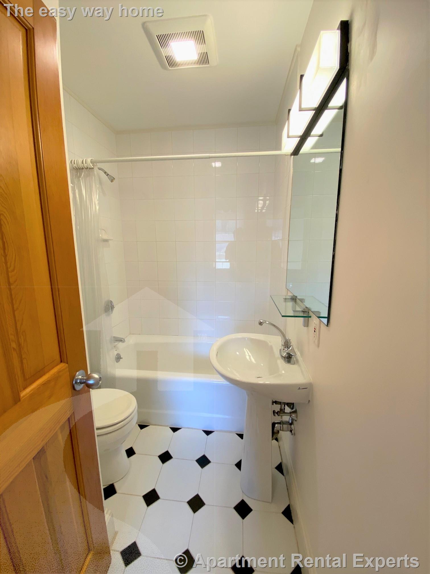 259 Mt Auburn, Harvard Square