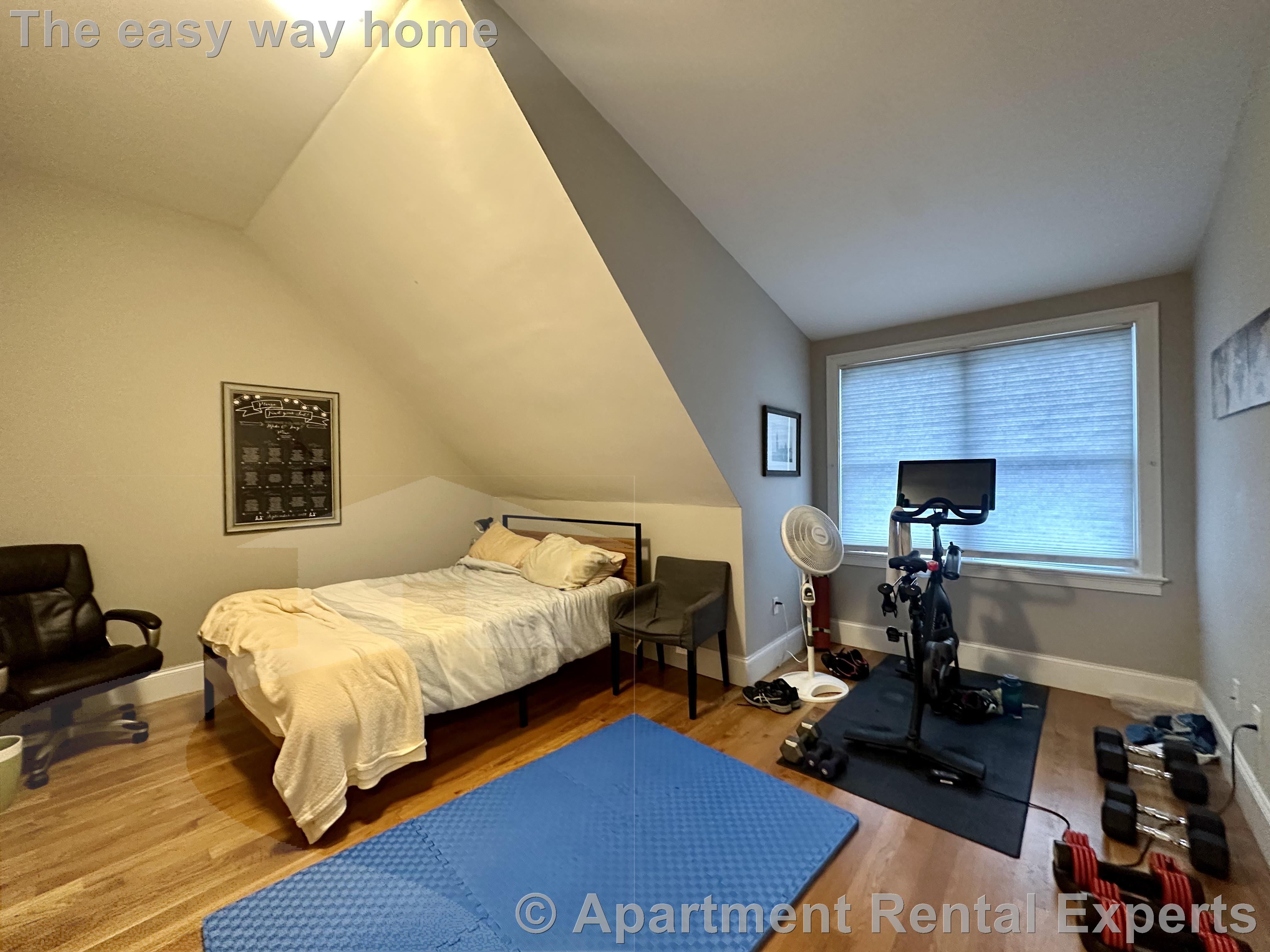 16 Linden Ave, Porter Square