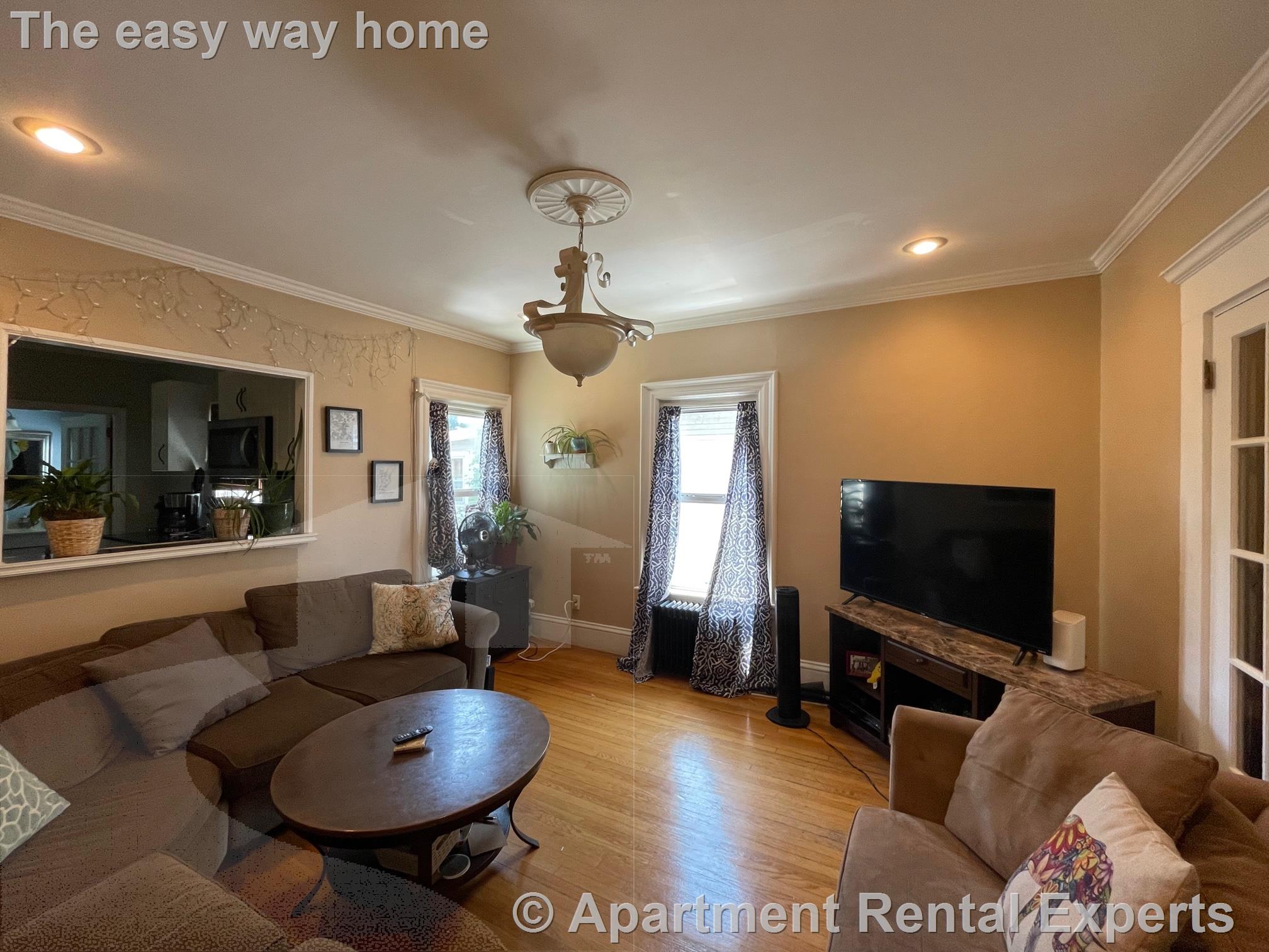 203 School St, Spring Hill