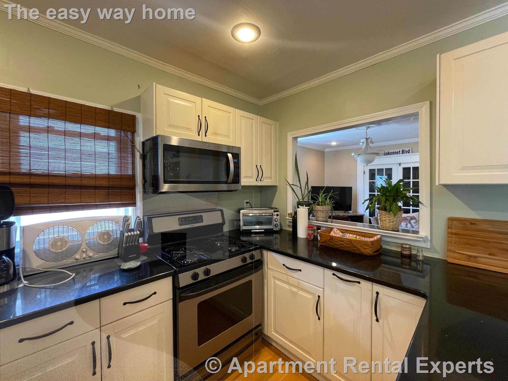 203 School St, Spring Hill