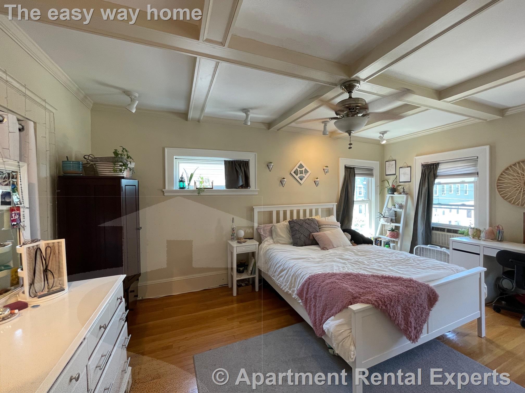 203 School St, Spring Hill