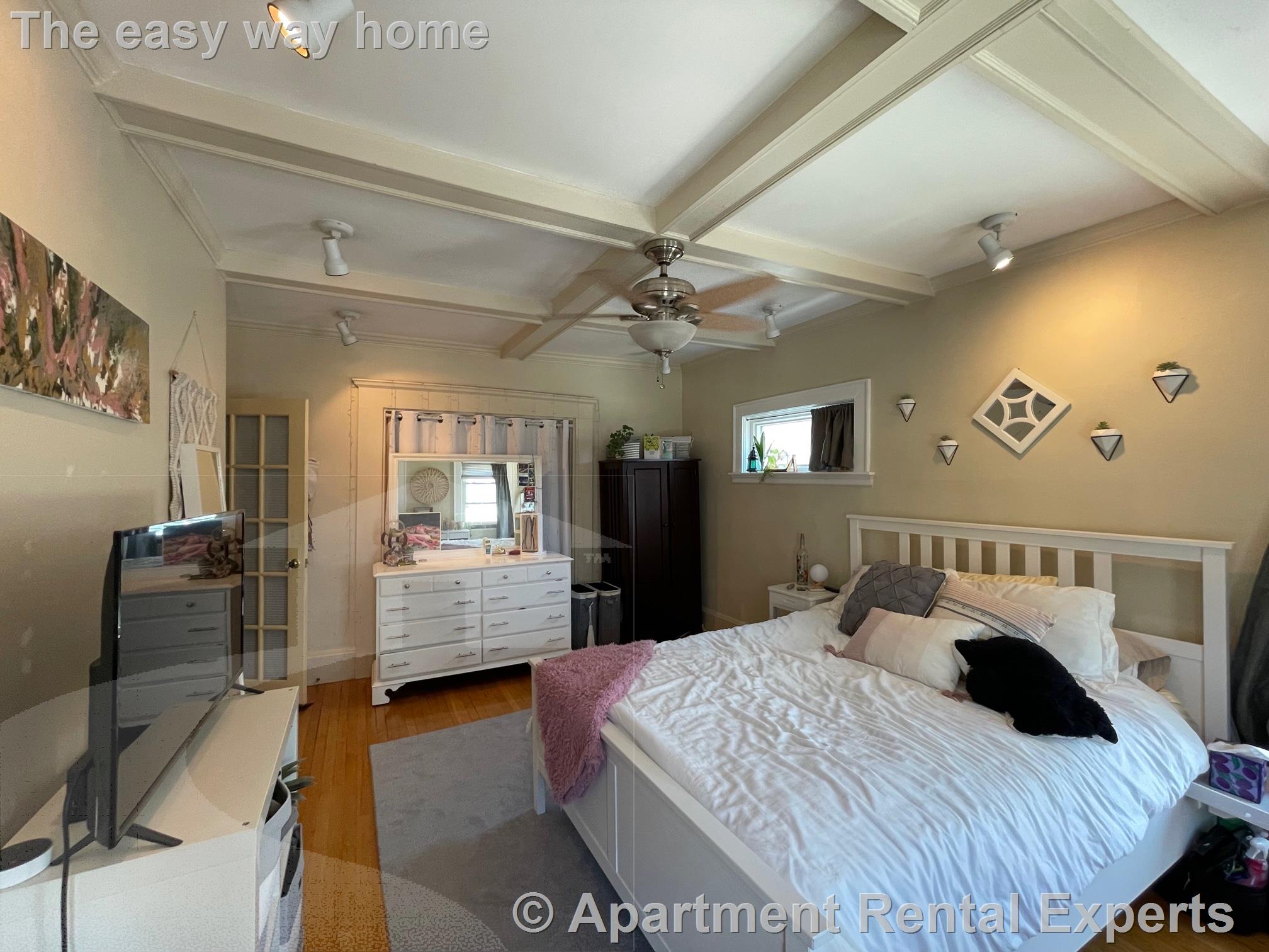 203 School St, Spring Hill