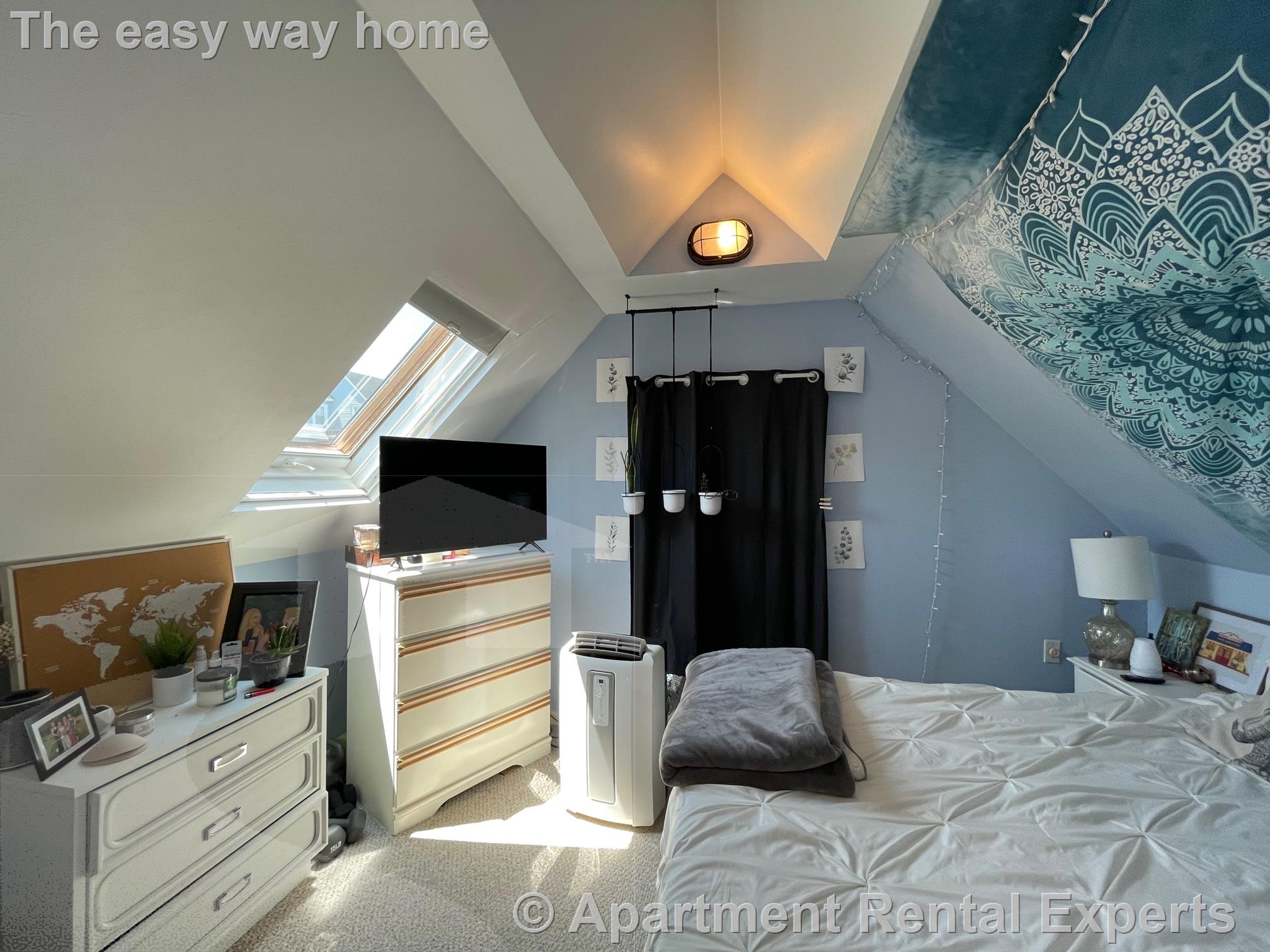 203 School St, Spring Hill