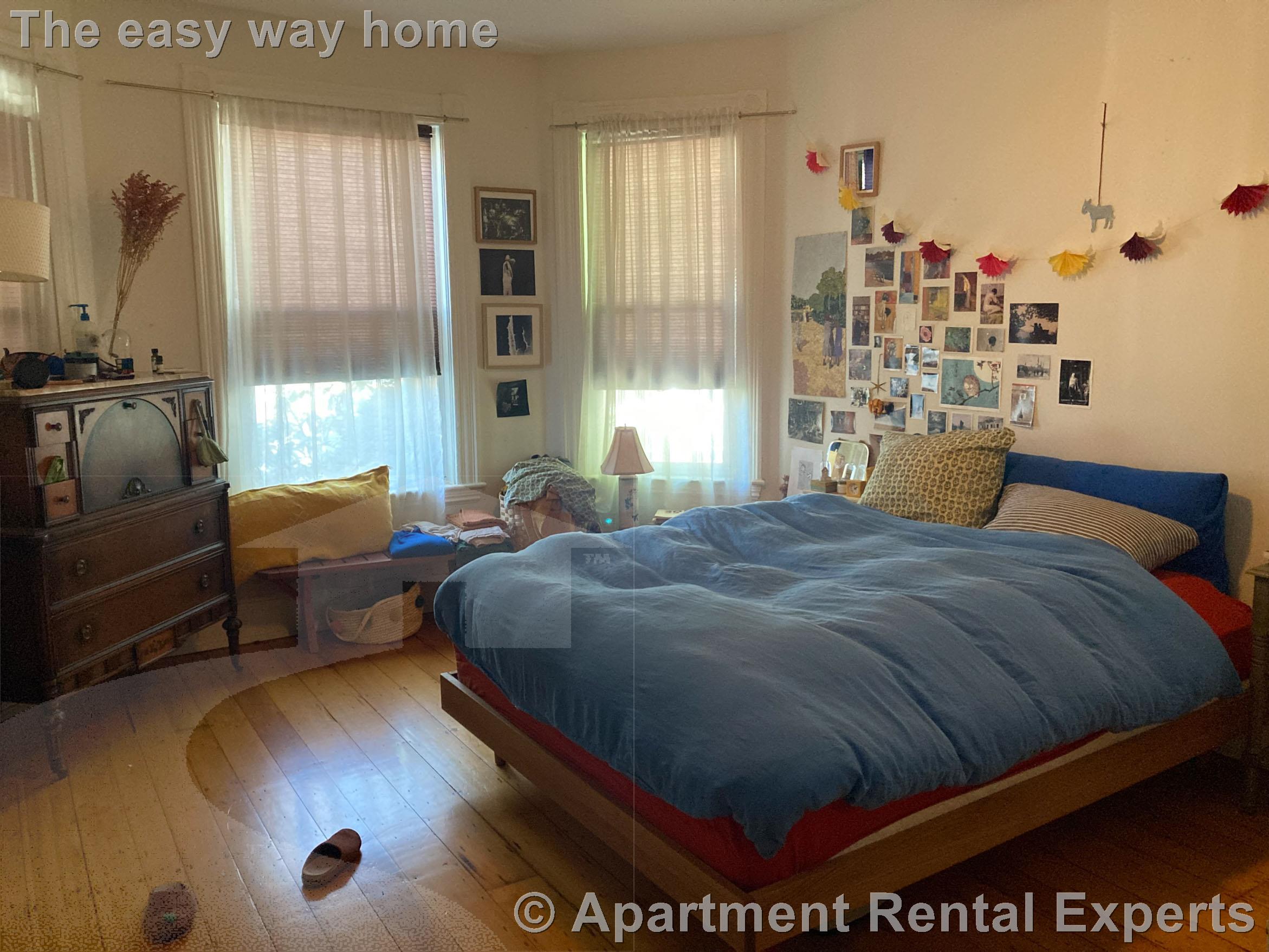 184 School St, Jamaica Plain