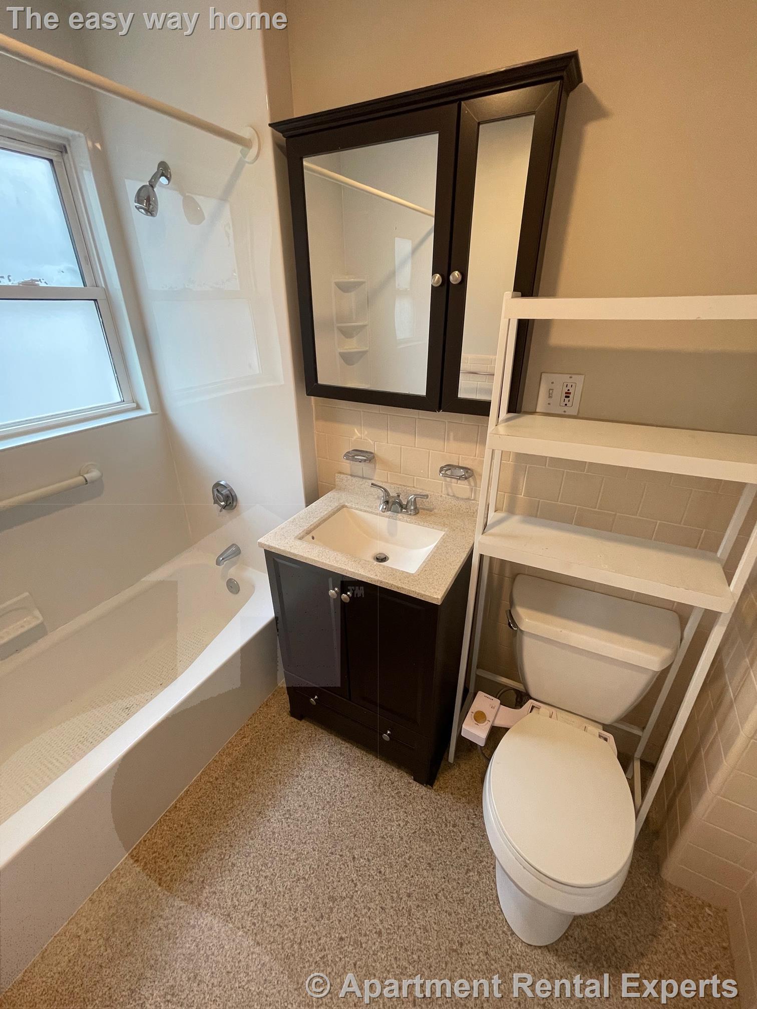 15 Irvington Rd, Tufts