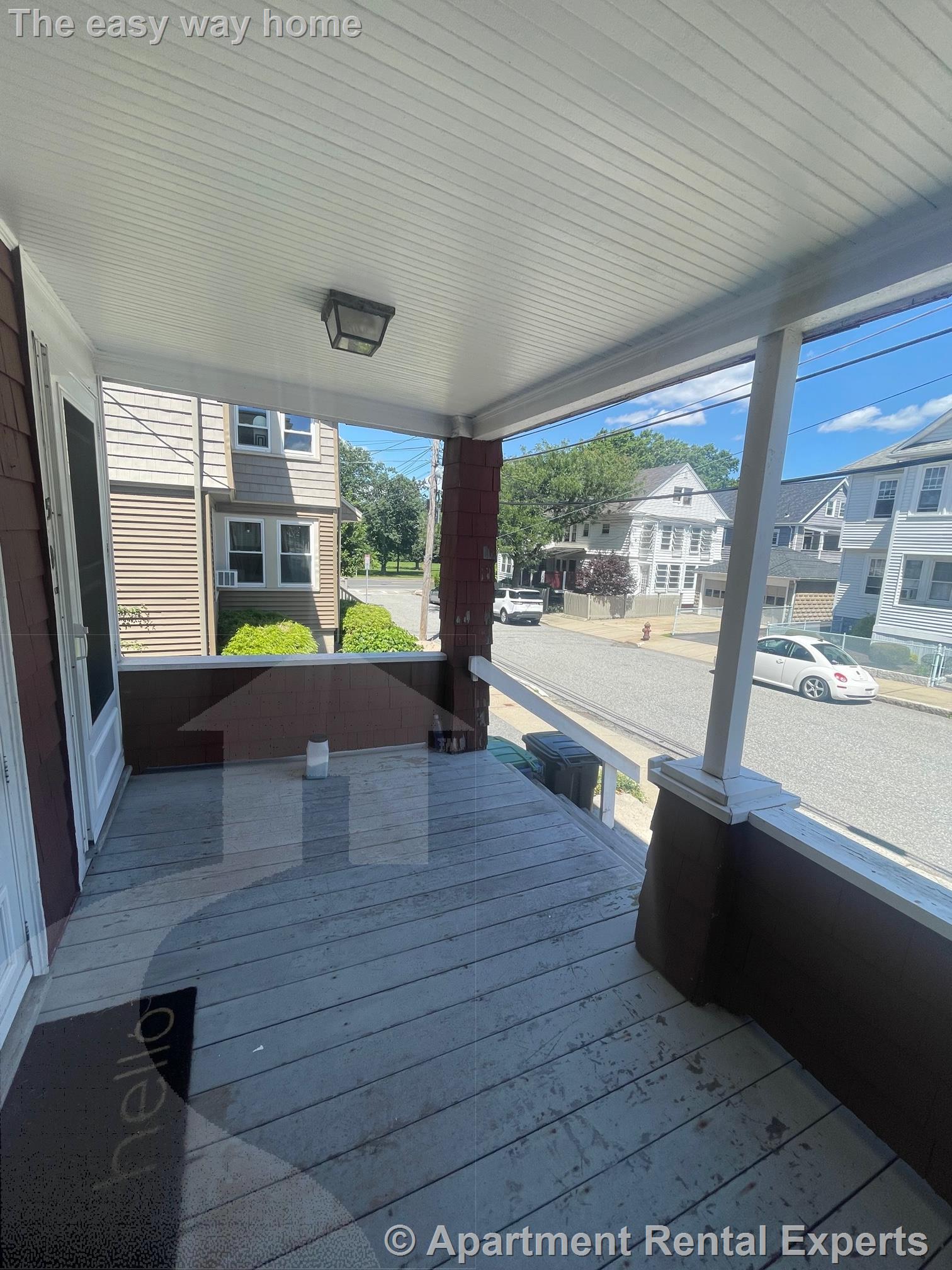 17 Irvington Rd, Tufts