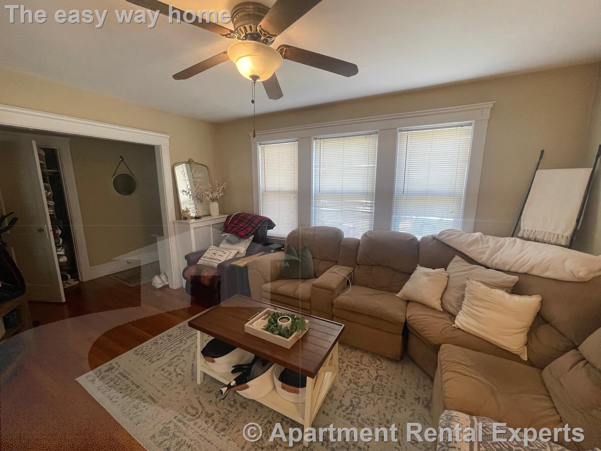 17 Irvington Rd, Tufts