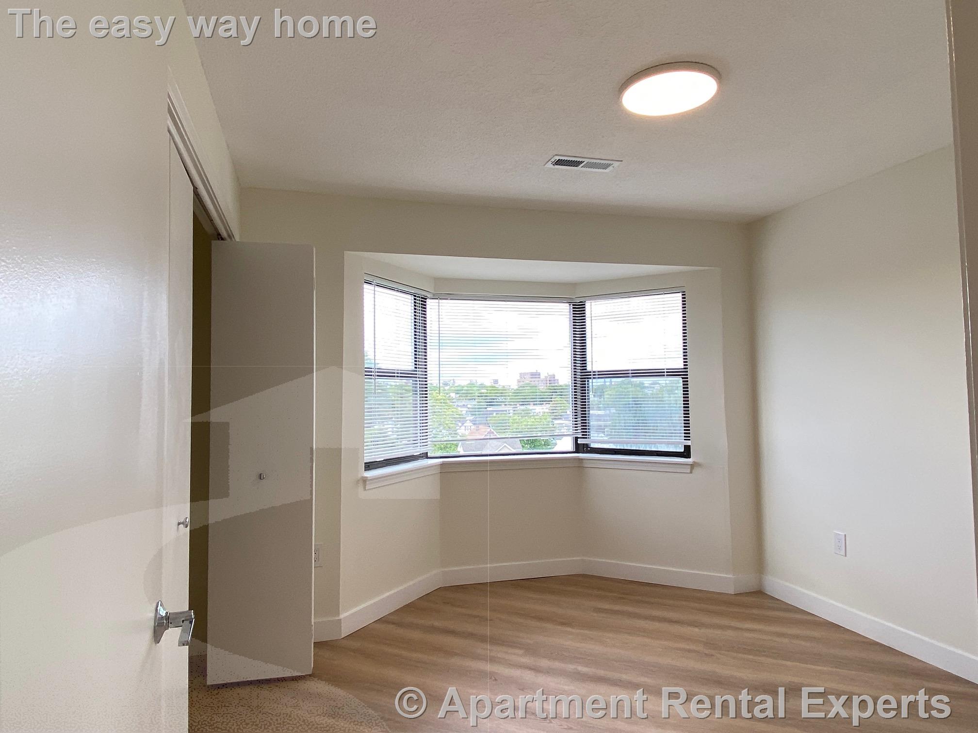 25 Webster Ave, Union Square