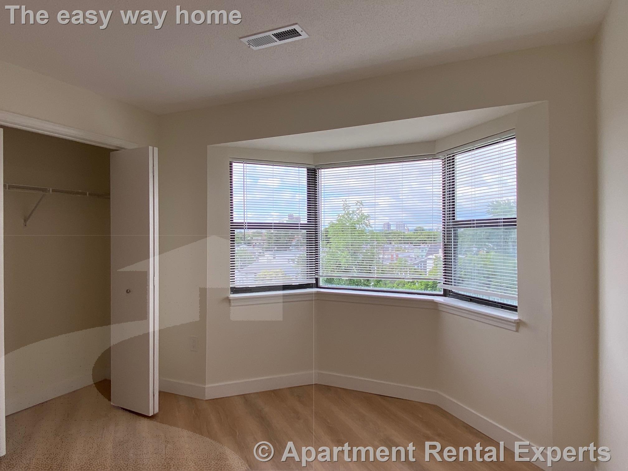 25 Webster Ave, Union Square